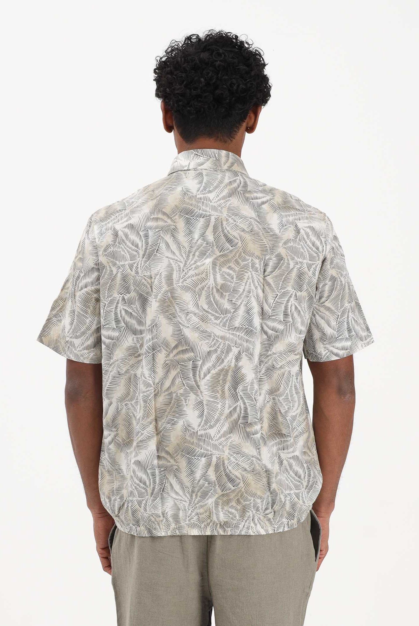 ARMANI EXCHANGE Camicia a manica corta panna da uomo con stampa all-over a motivo foliage XM002291AF22716 F1146 ARMANI EXCHANGE