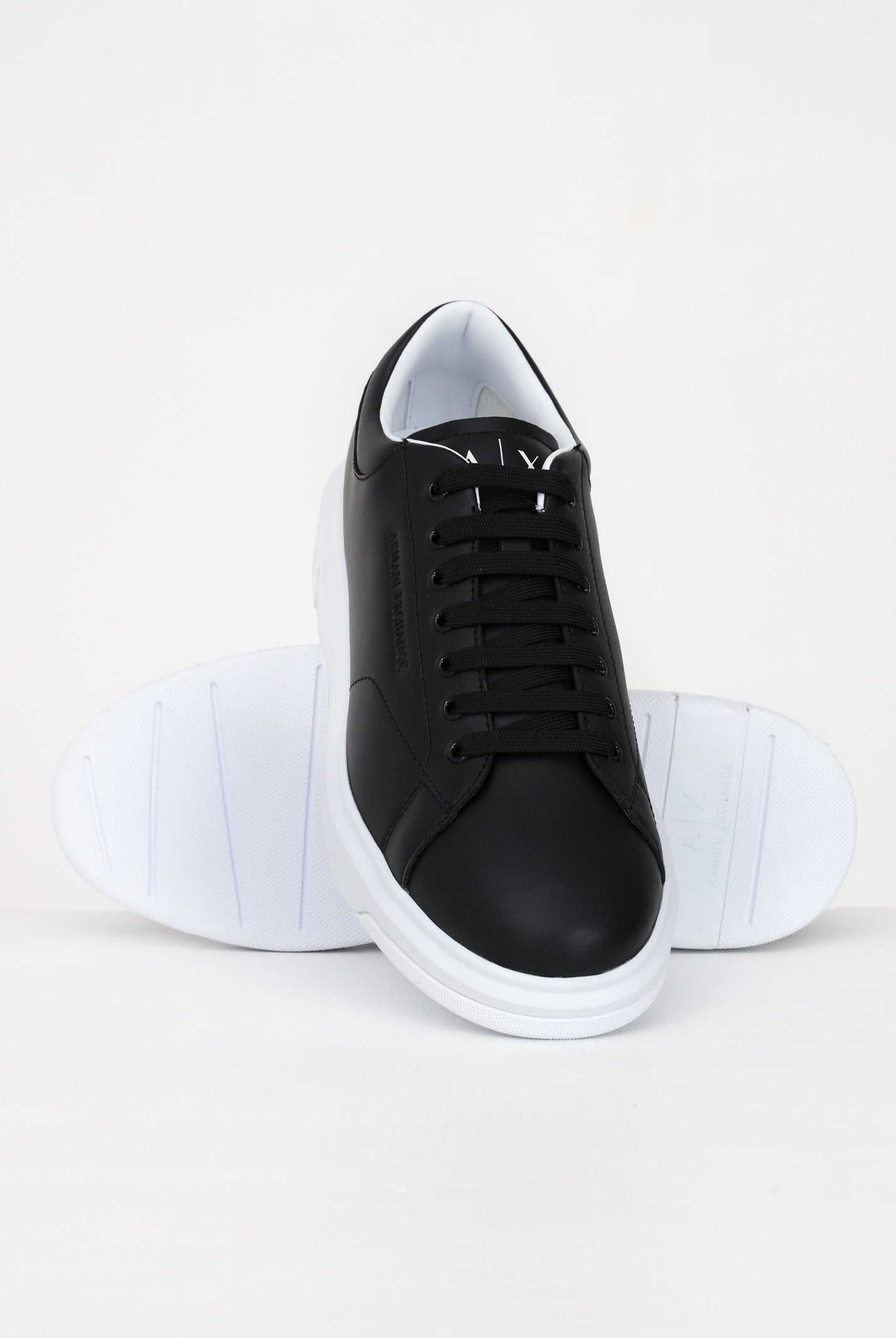 ARMANI EXCHANGE Sneakers nere da uomo con logo XUX123XV534 00002 ARMANI EXCHANGE