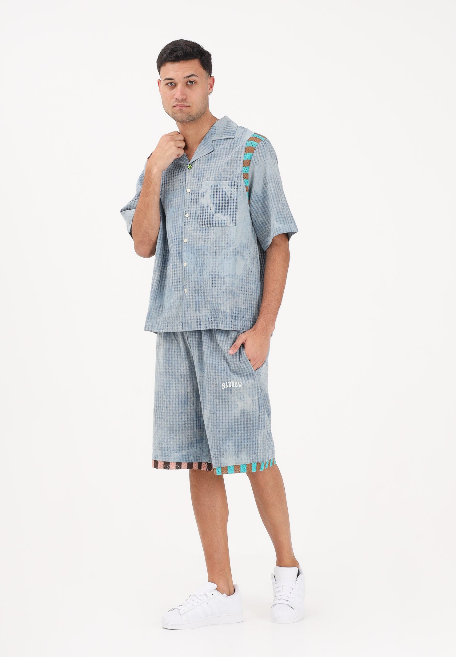BARROW Shorts celeste per uomo e donna con stampa micro check S6BWUABE056 172 BARROW