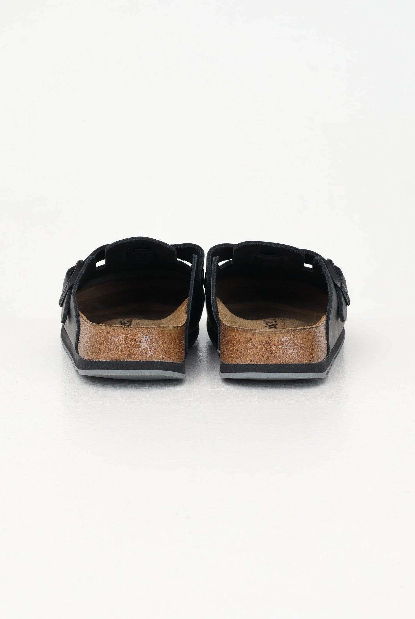 BIRKENSTOCK Ciabatta Boston nera per uomo e donna 060194 . BIRKENSTOCK