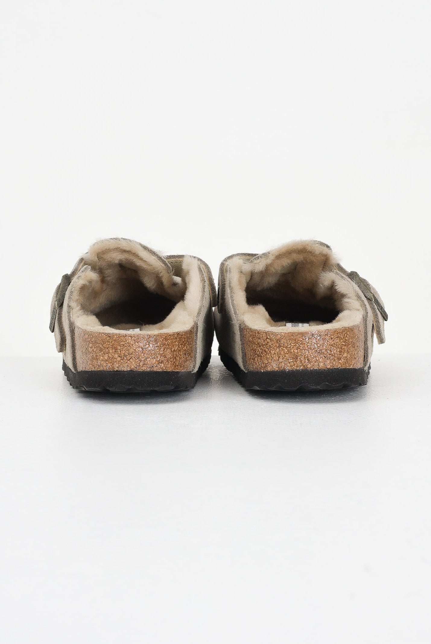 BIRKENSTOCK Ciabatte Boston con pelliccia beige per uomo e donna 1028299 . BIRKENSTOCK