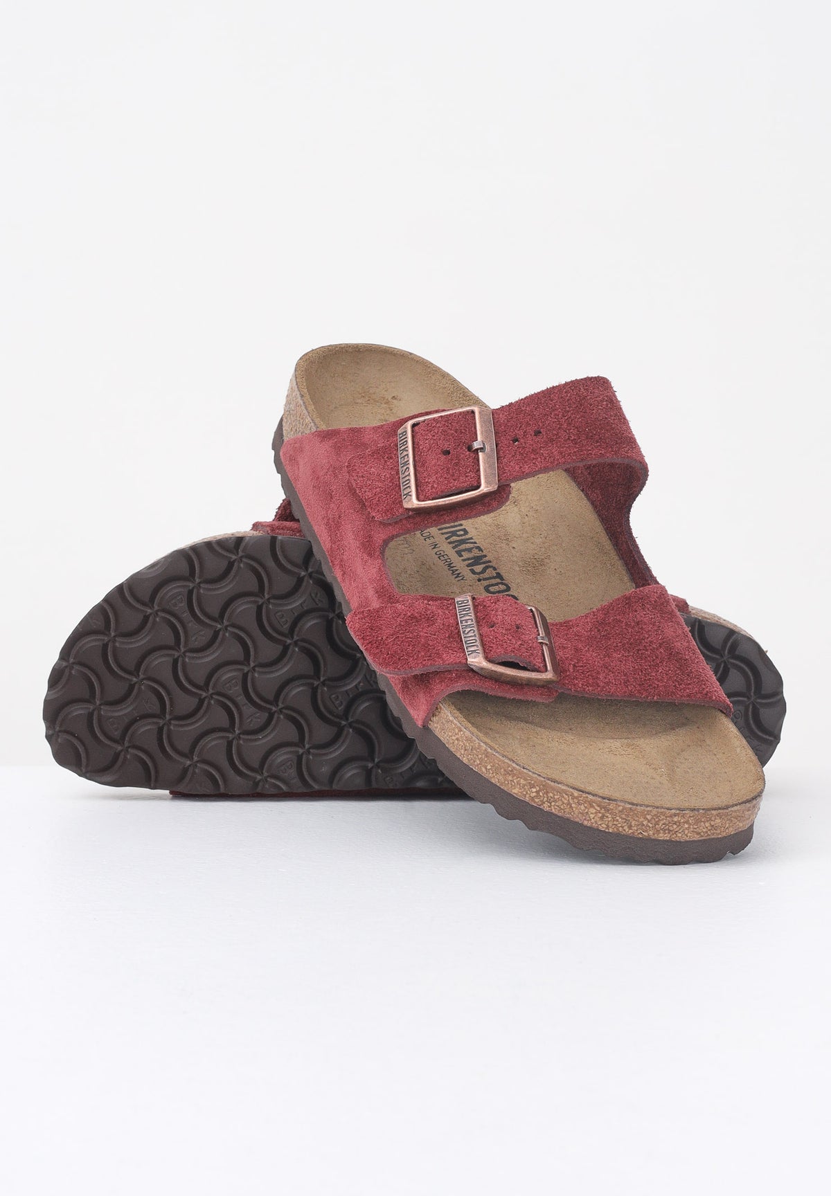 BIRKENSTOCK Ciabatte Arizona in pelle scamosciata bordeaux per uomo e donna 1028331 . BIRKENSTOCK