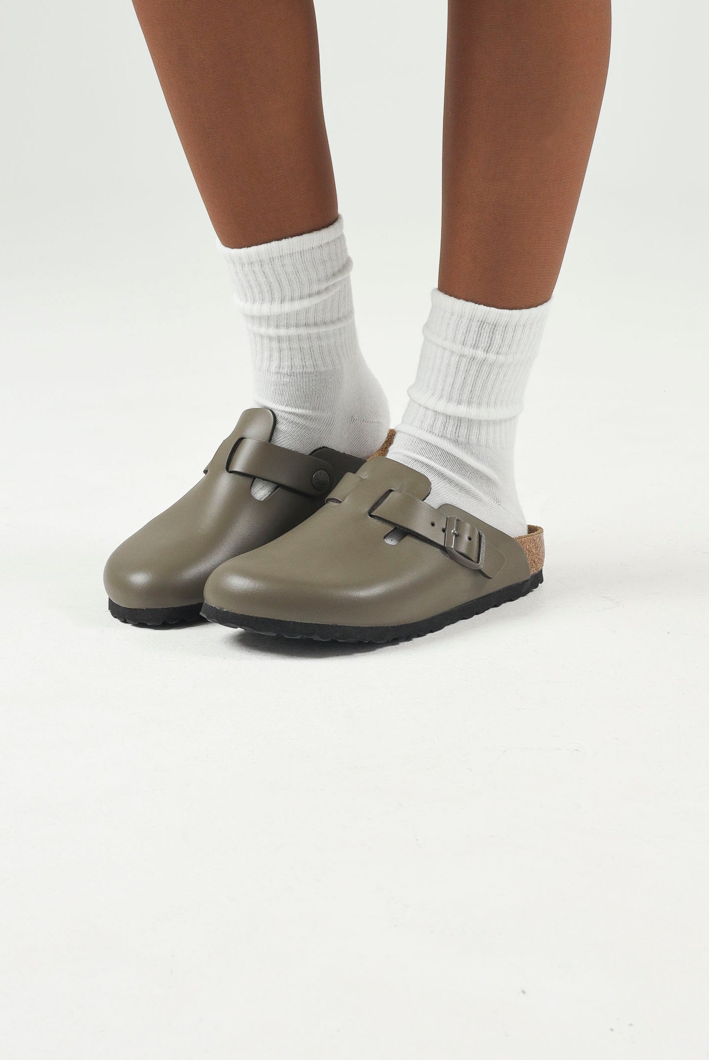 BIRKENSTOCK Ciabatte Boston verdi per uomo e donna 1029156 . BIRKENSTOCK