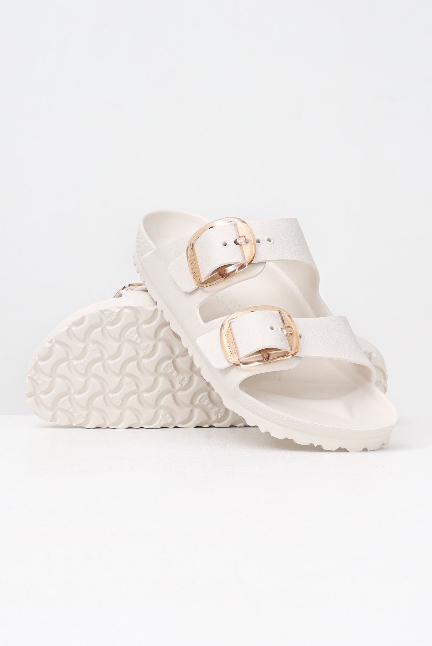 BIRKENSTOCK Ciabatte Arizona Big Buckle EVA bianche da donna 1029651 . BIRKENSTOCK