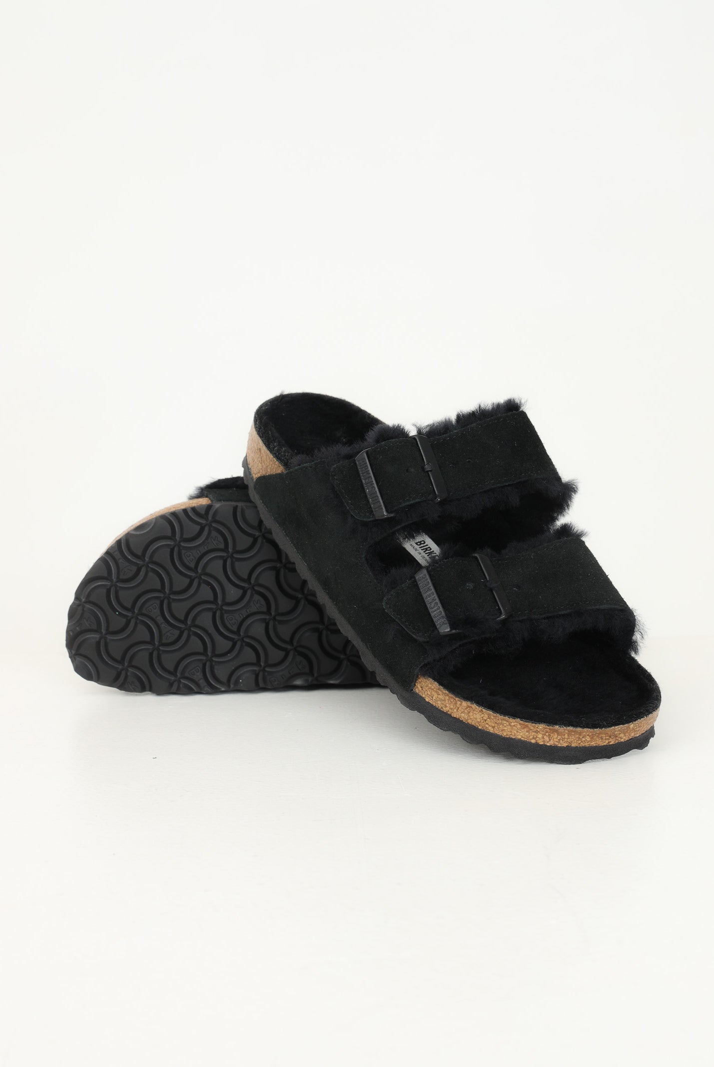 BIRKENSTOCK Ciabatte Arizona Shearling nere per uomo e donna 752663 . BIRKENSTOCK