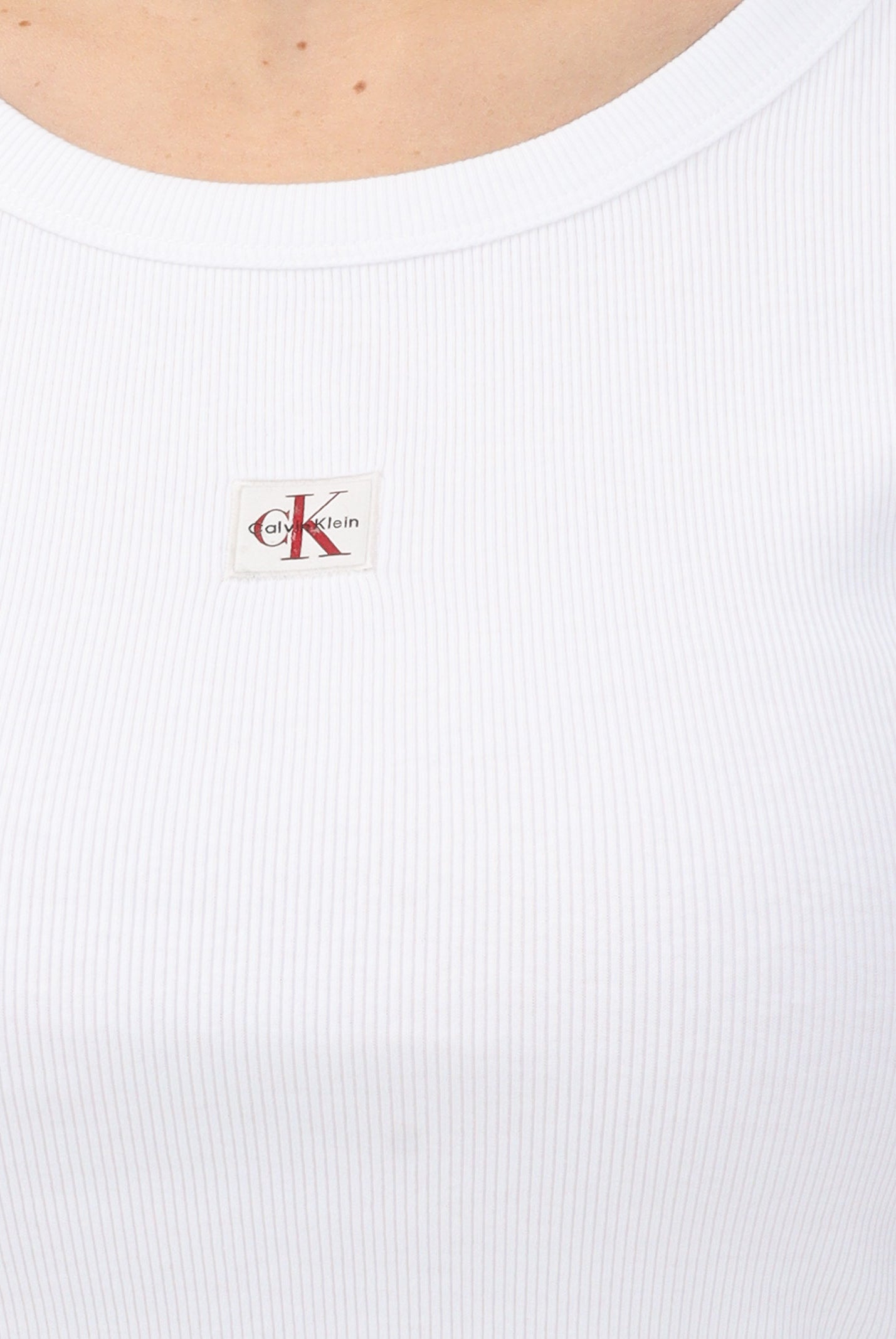 CALVIN KLEIN JEANS T-shirt a manica corta bianca da donna con logo LV047C200GYAA . CALVIN KLEIN JEANS