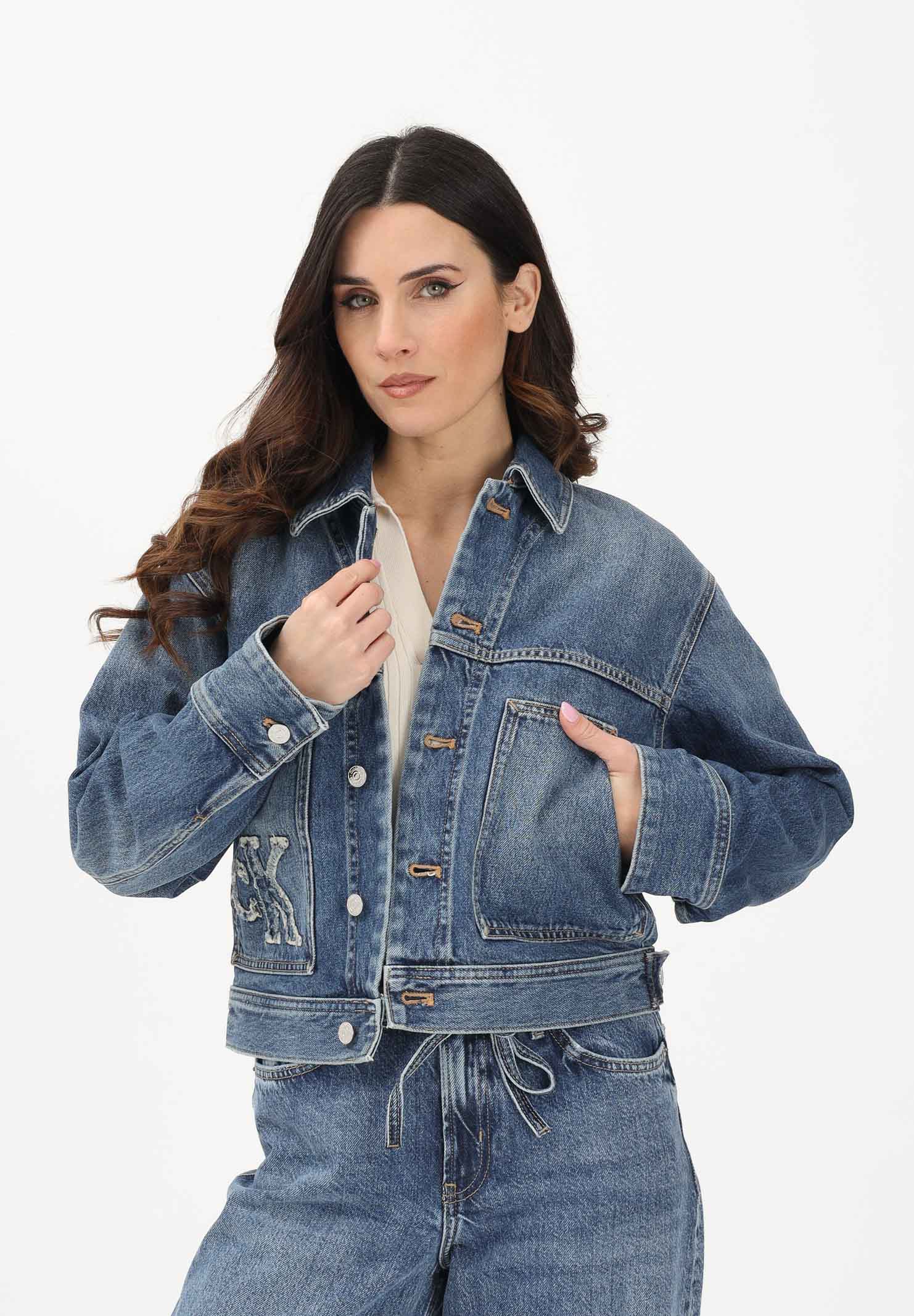 CALVIN KLEIN JEANS Giubbotto in denim medio da donna con logo LV047E906G3NL . CALVIN KLEIN JEANS