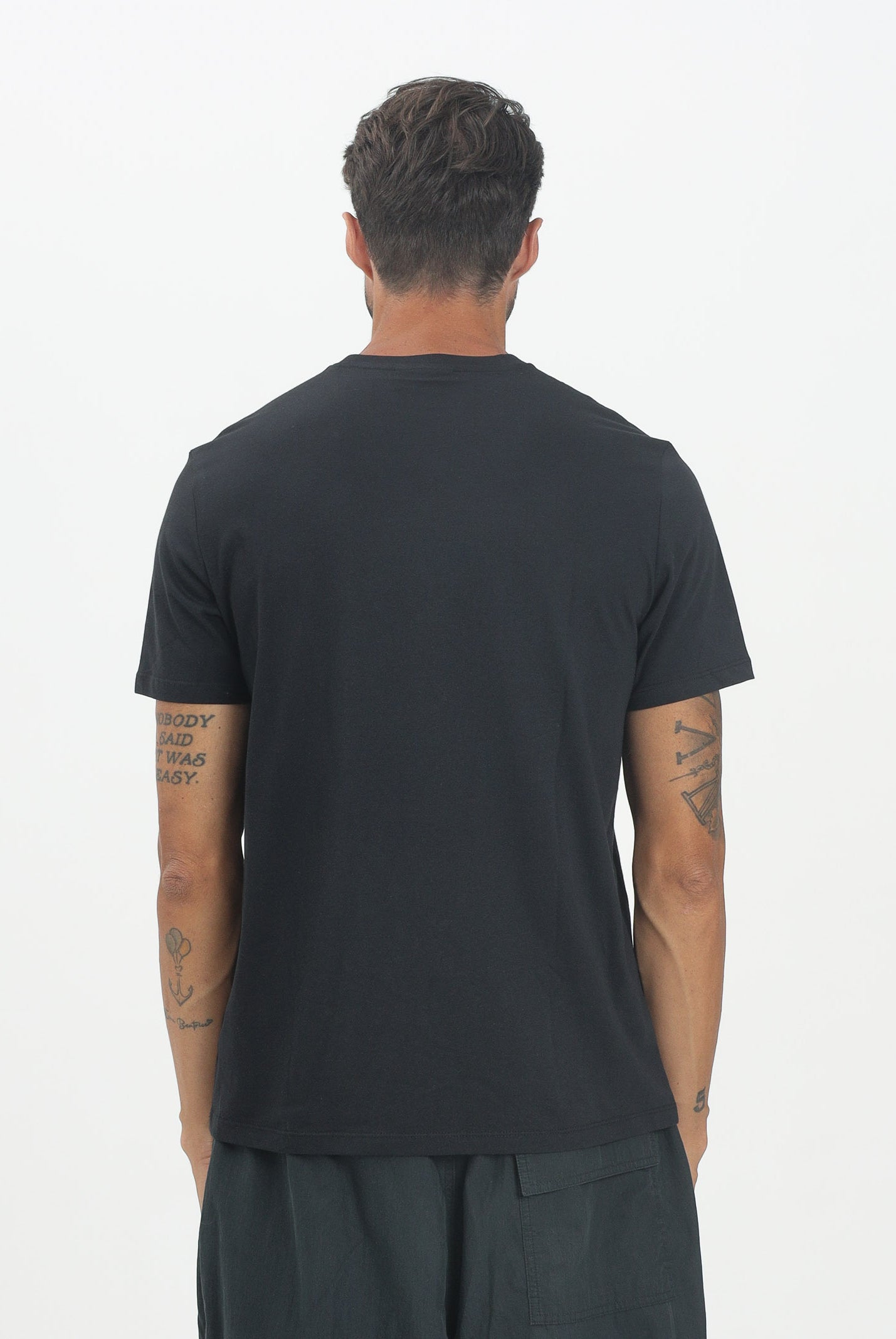 CALVIN KLEIN JEANS T-shirt a manica corta nera da uomo con stemma logo LV04RC272GUB1 . CALVIN KLEIN JEANS