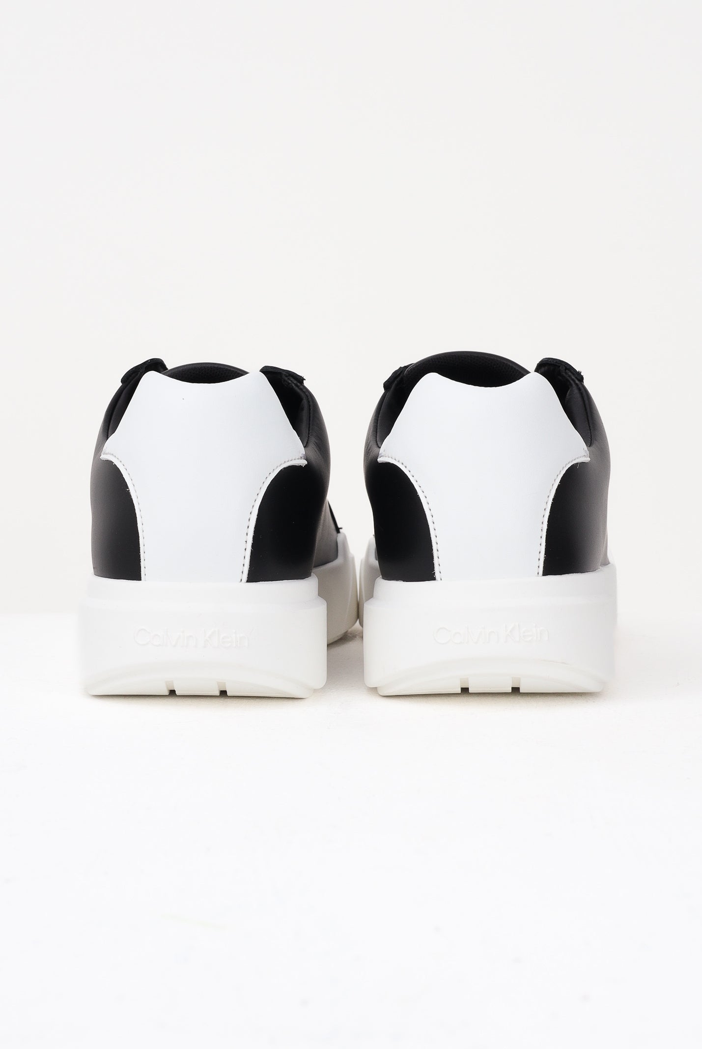 CALVIN KLEIN JEANS Sneakers nere da uomo con logo YM0YM013440GM . CALVIN KLEIN JEANS