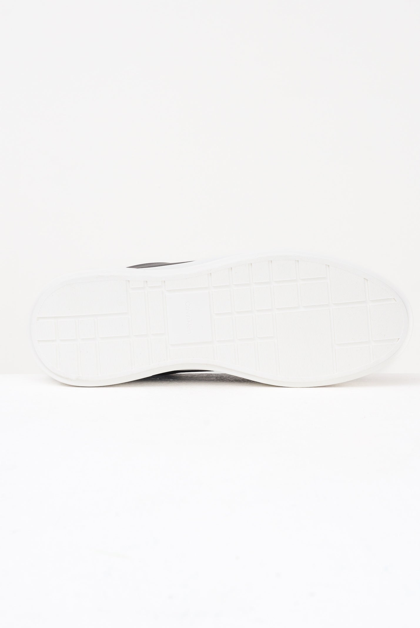 CALVIN KLEIN JEANS Sneakers nere da uomo con logo YM0YM013440GM . CALVIN KLEIN JEANS