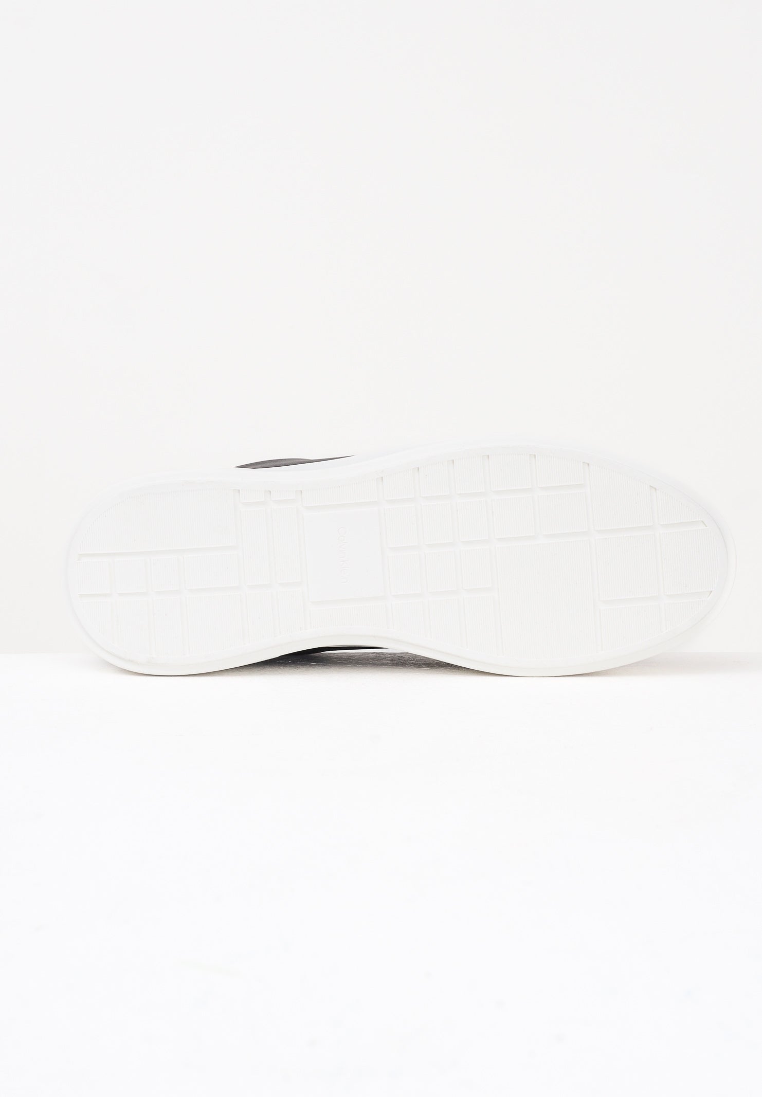 CALVIN KLEIN JEANS Sneakers nere da uomo con logo YM0YM013440GM . CALVIN KLEIN JEANS