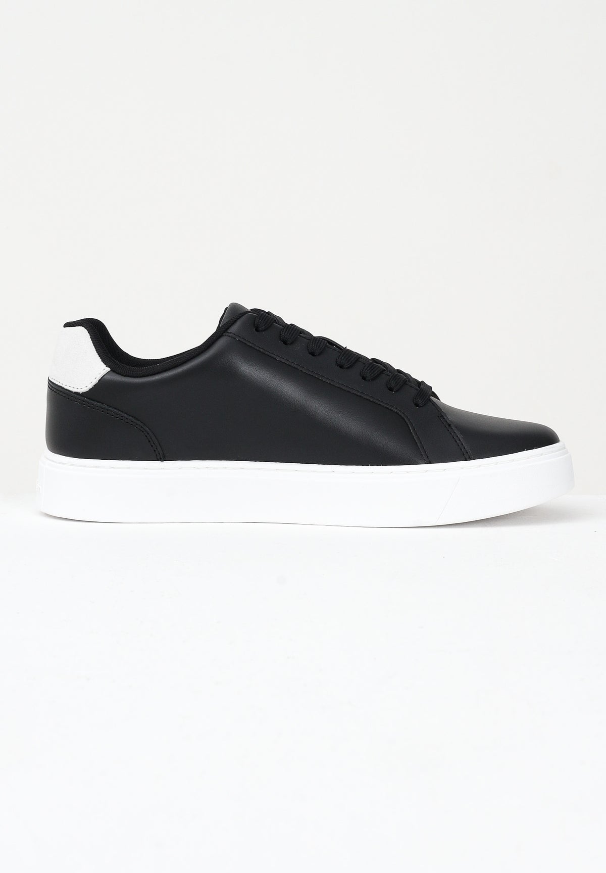 CALVIN KLEIN JEANS Sneakers nere da uomo con logo YM0YM014350GM . CALVIN KLEIN JEANS