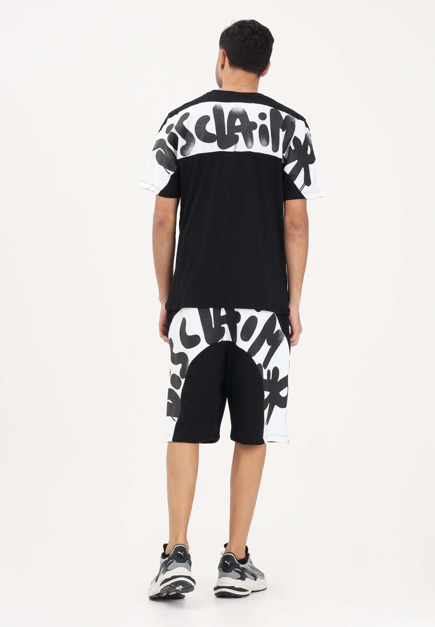 DISCLAIMER Shorts nero da uomo con stampa sul retro 26EDS55433 NEBI DISCLAIMER