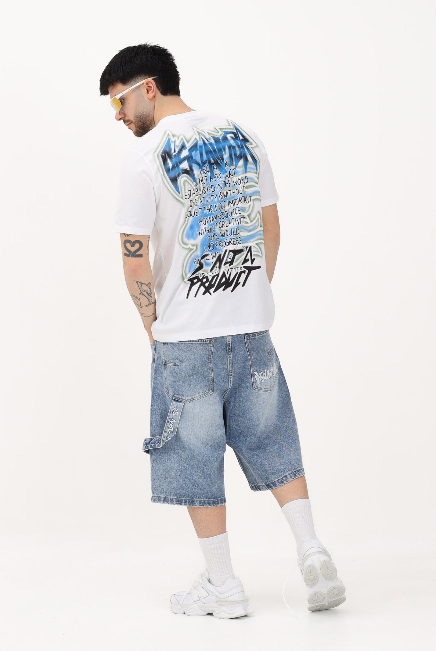 DISCLAIMER Shorts in denim chiaro da uomo con dettagli carpenter e stampa sul retro 26EDS55441 DE DISCLAIMER