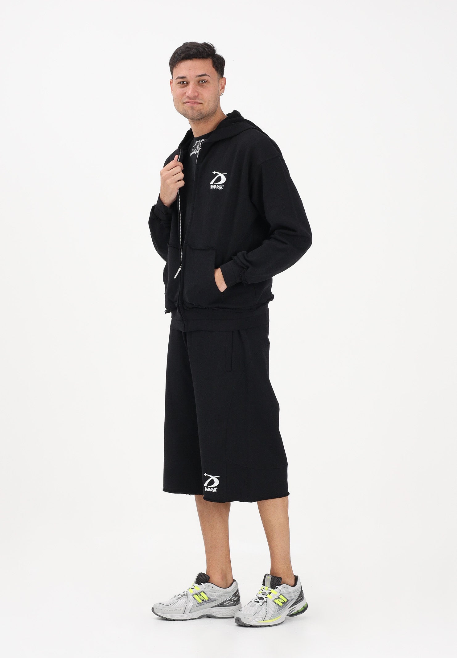 DISCLAIMER Shorts sportivo nero da uomo con stampa logo 26EDS55454 NE DISCLAIMER