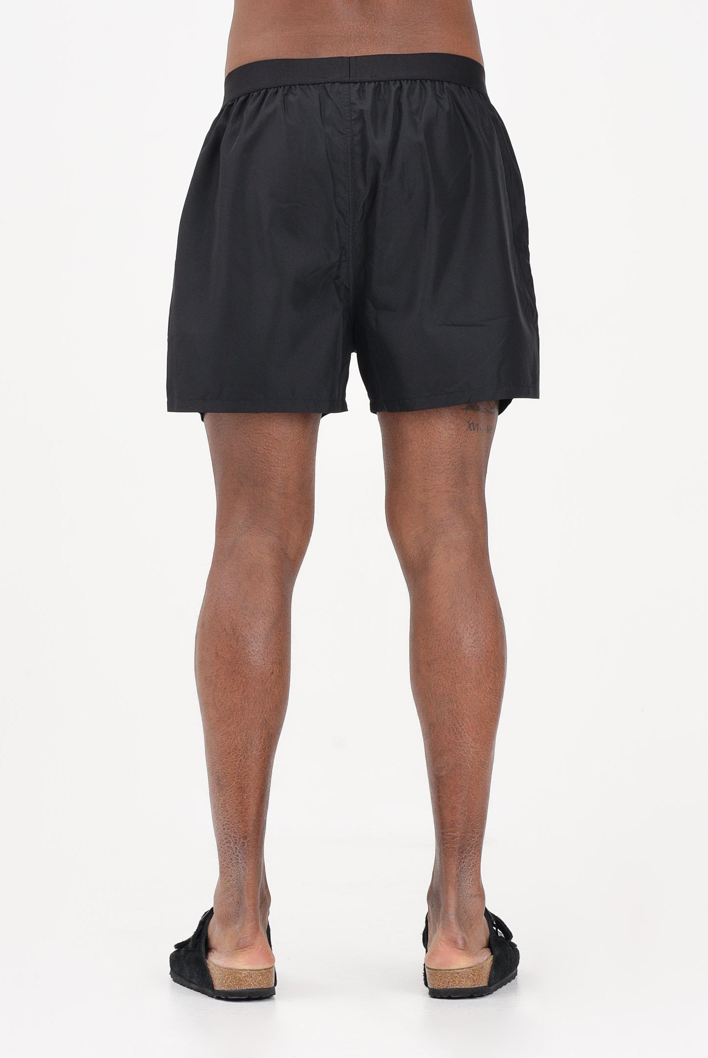 DSQUARED2 Shorts mare nero da uomo con logo in vita D7B626560 010 DSQUARED2