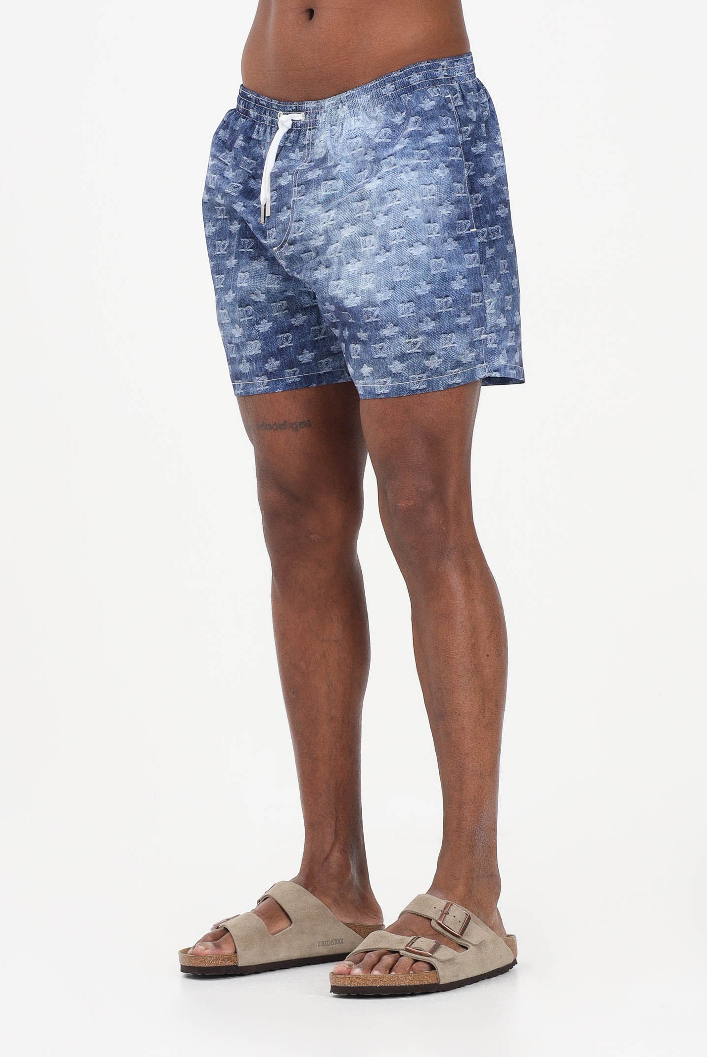 DSQUARED2 Shorts mare blu da uomo con stampa monogram effetto denim D7B626810 454 DSQUARED2