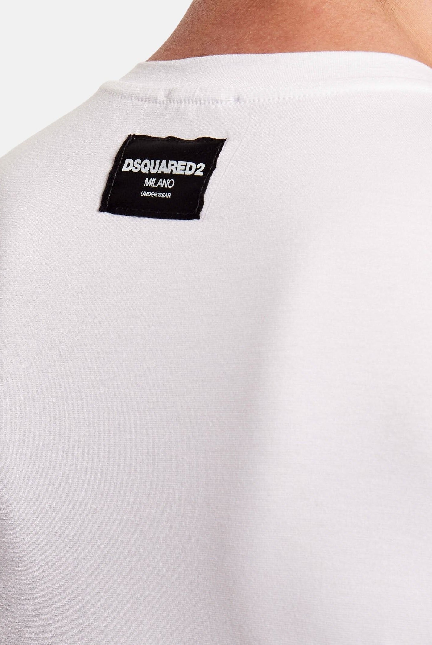DSQUARED2 T-shirt a manica corta bianca da uomo con patch logo D9M206240 100 DSQUARED2