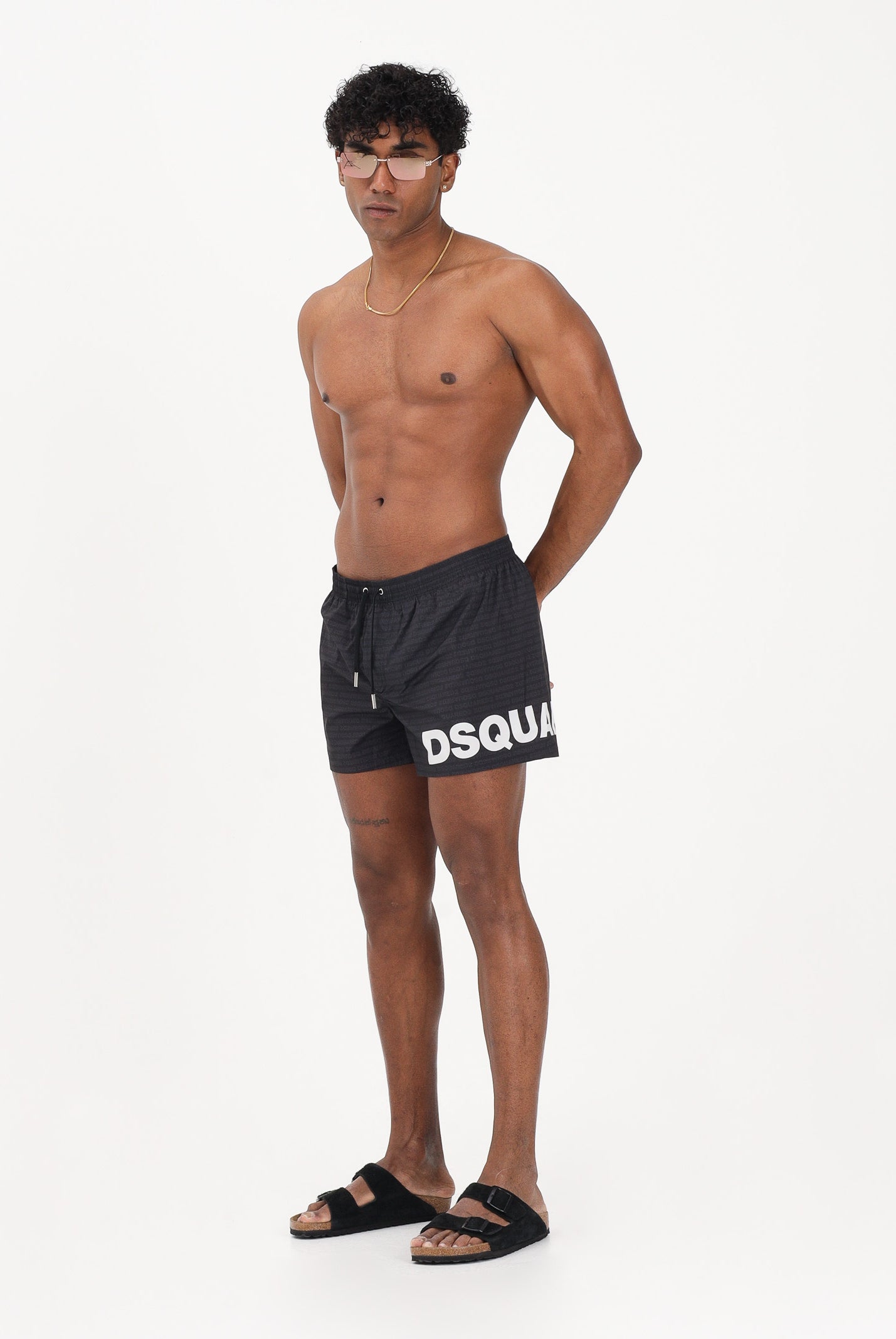 DSQUARED2 Shorts mare nero da uomo con logo D7B5C6600 010 DSQUARED2