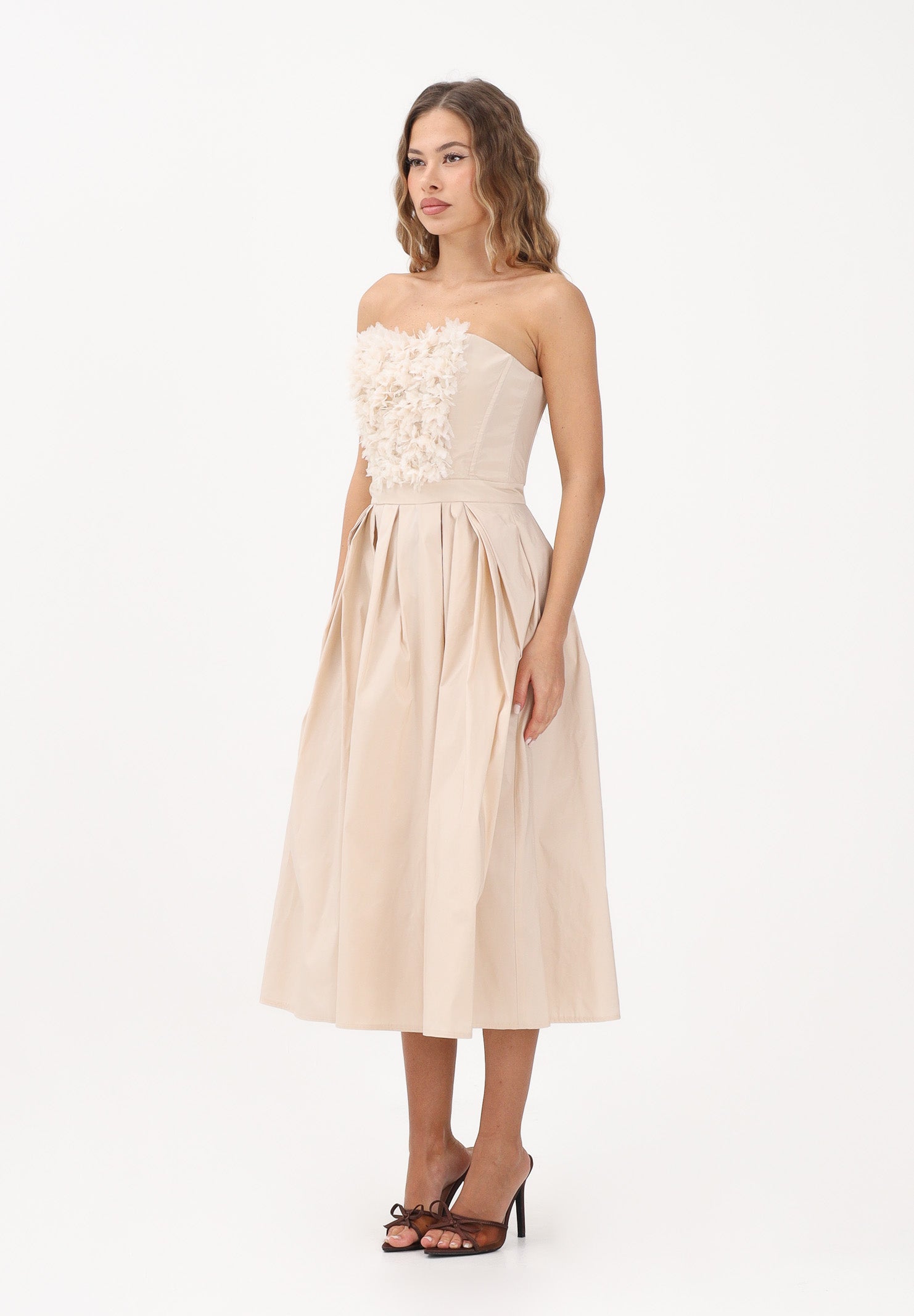 ELISABETTA FRANCHI Abito midi beige da donna con ricami floreali 3D AB94262E2 045 ELISABETTA FRANCHI