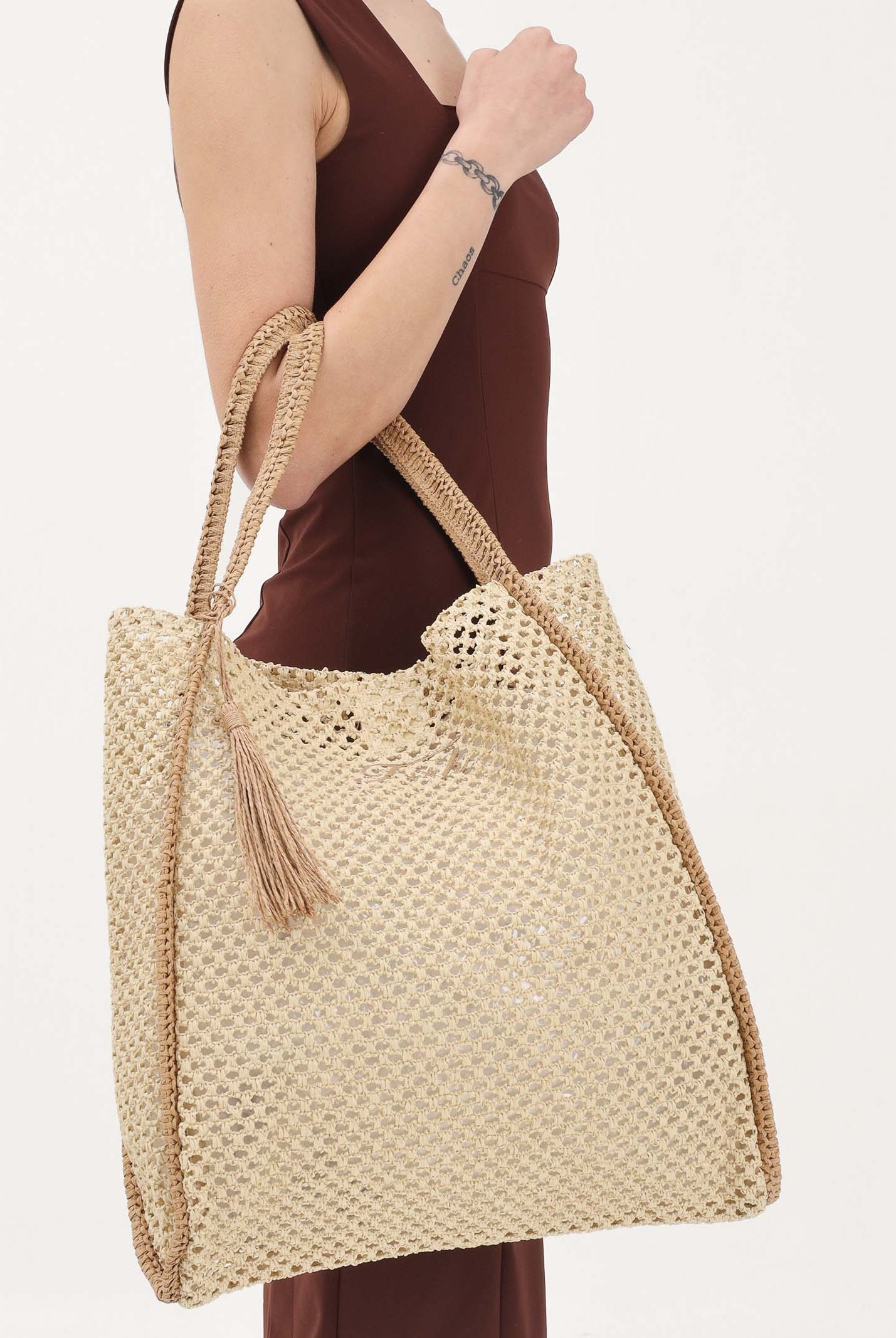 F**K Borsa mare beige da donna in tessuto lavorato effetto rete FA26-SW0004BG . F**K