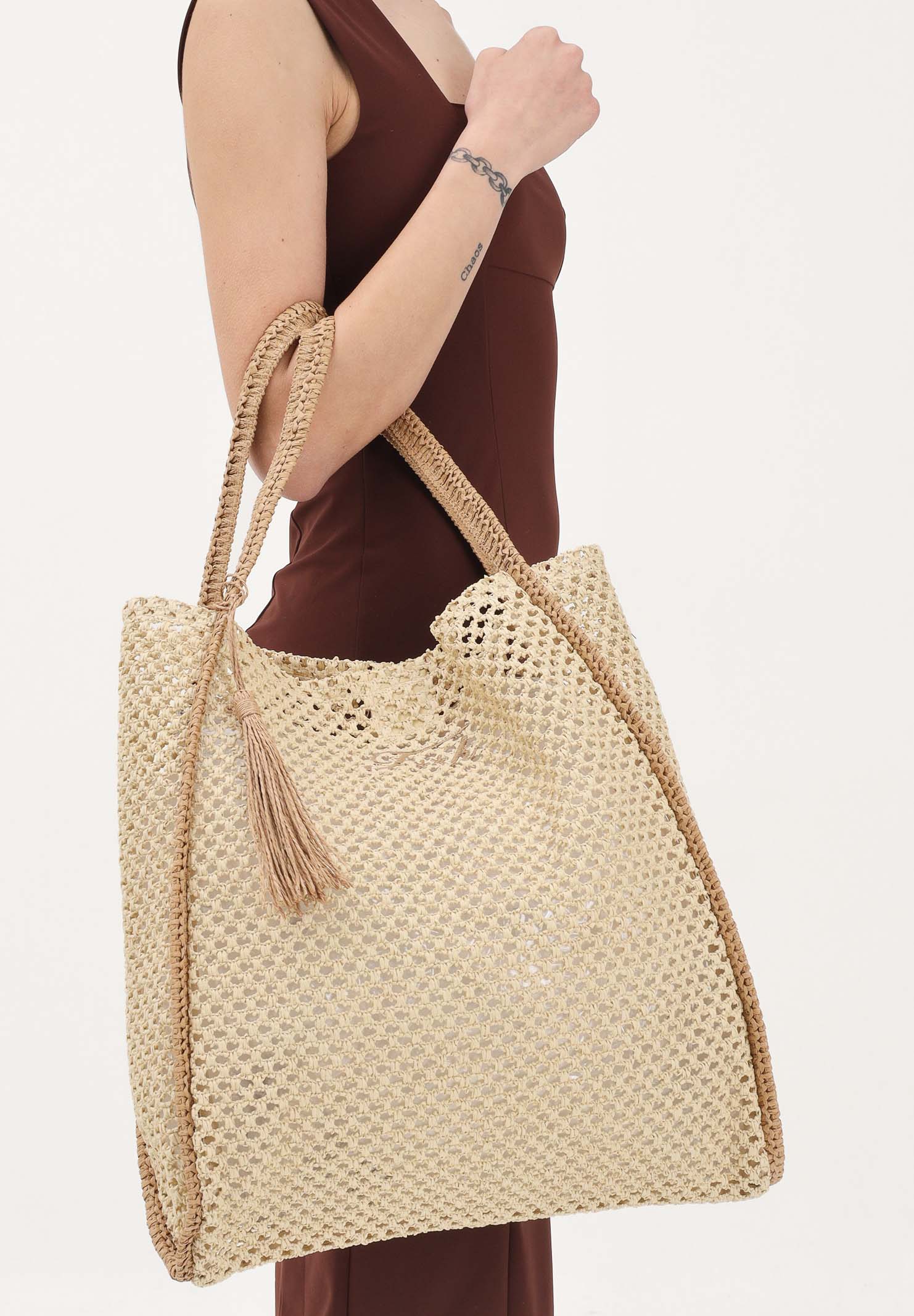 F**K Borsa mare beige da donna in tessuto lavorato effetto rete FA26-SW0004BG . F**K