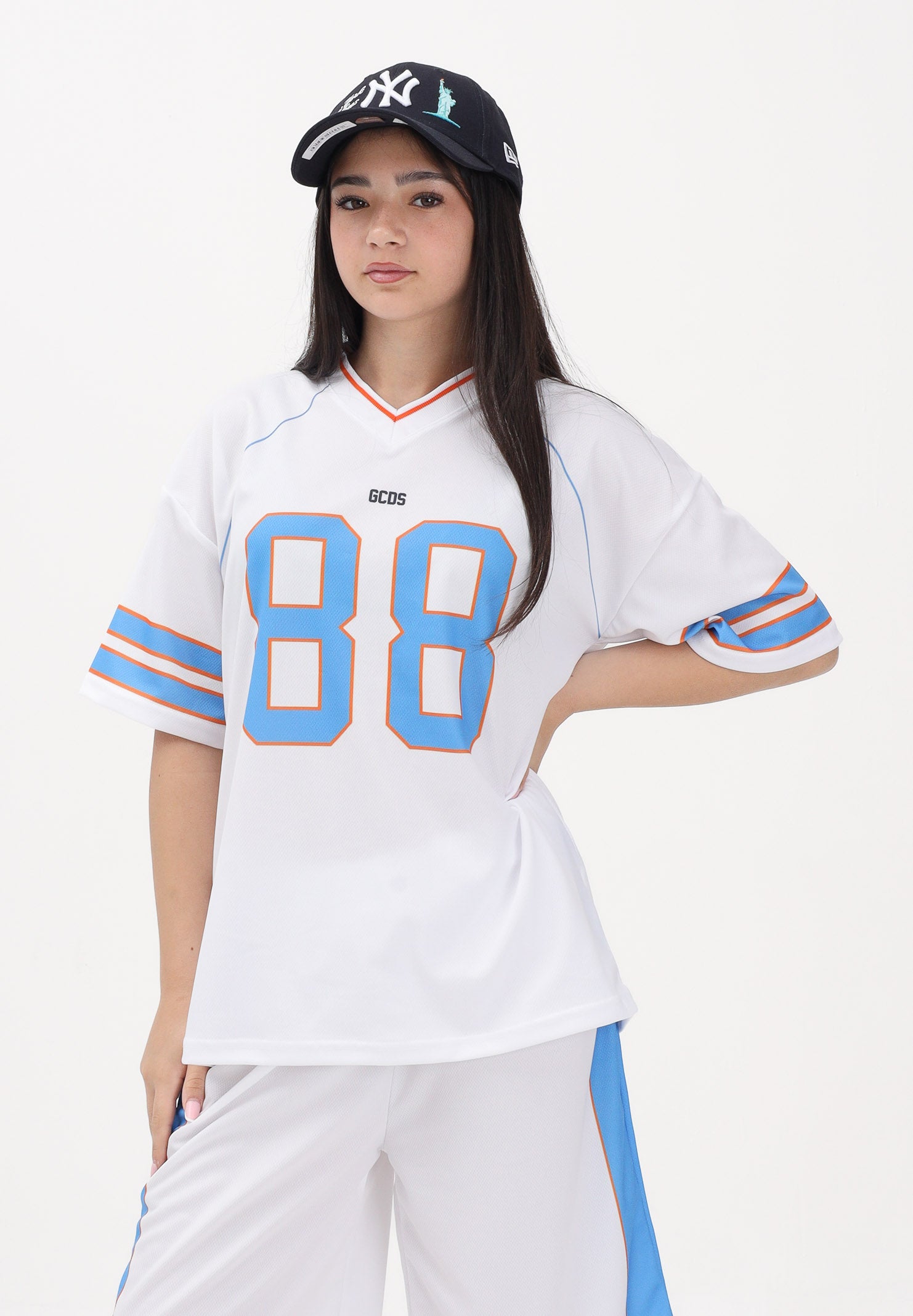 GCDS T-shirt a manica corta bianca per donna, ragazzi e bambini stile college C1BJQC709J338 100E GCDS