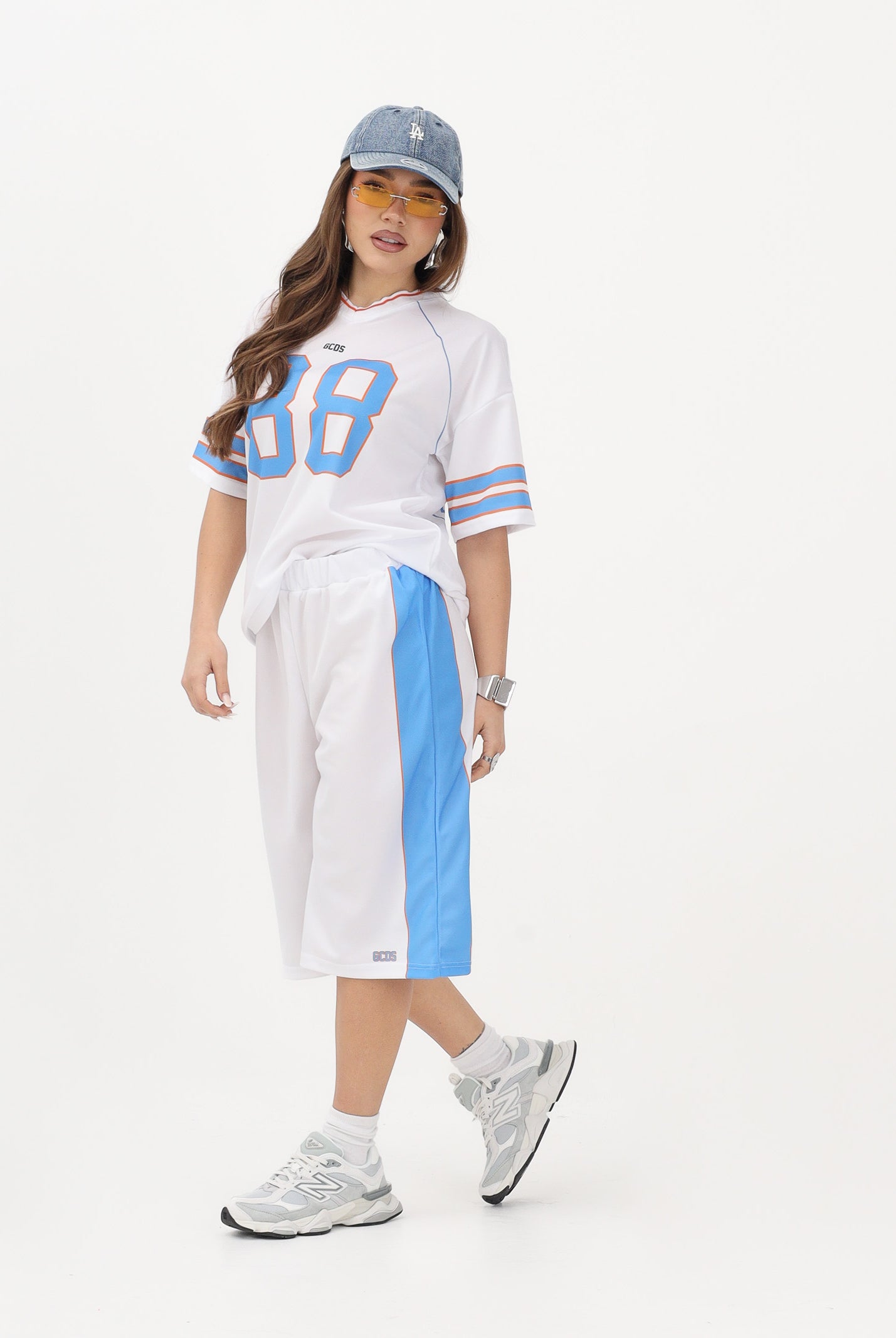 GCDS Shorts bianco per donna, ragazzi e bambini con logo C1BJQL710J338 100E GCDS