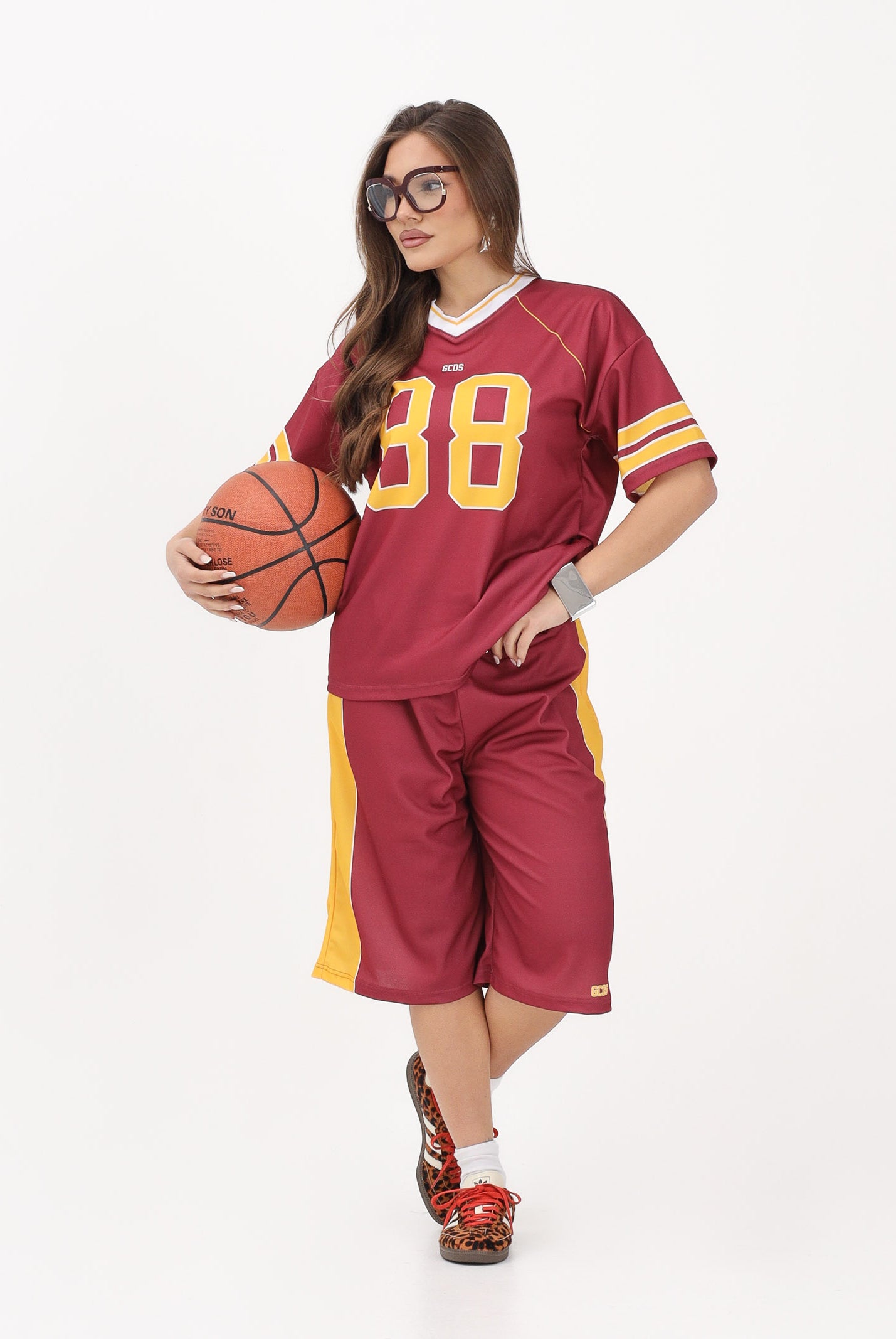 GCDS Shorts bordeaux per donna, ragazzi e bambini con logo C1BJQL710J338 468Y GCDS