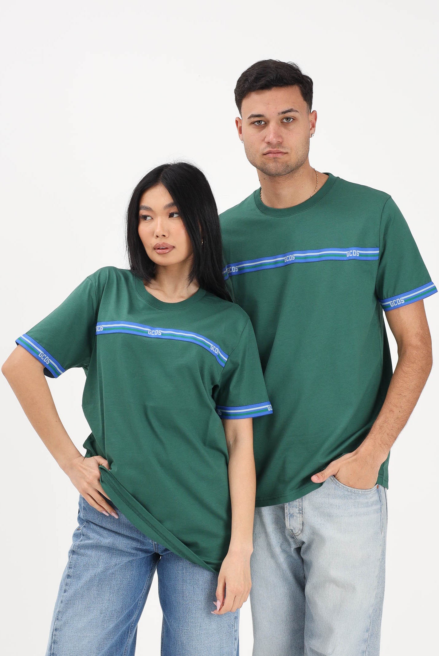 GCDS T-shirt a manica corta verde per uomo e donna con bande logate C1MEQC036J101 883E GCDS