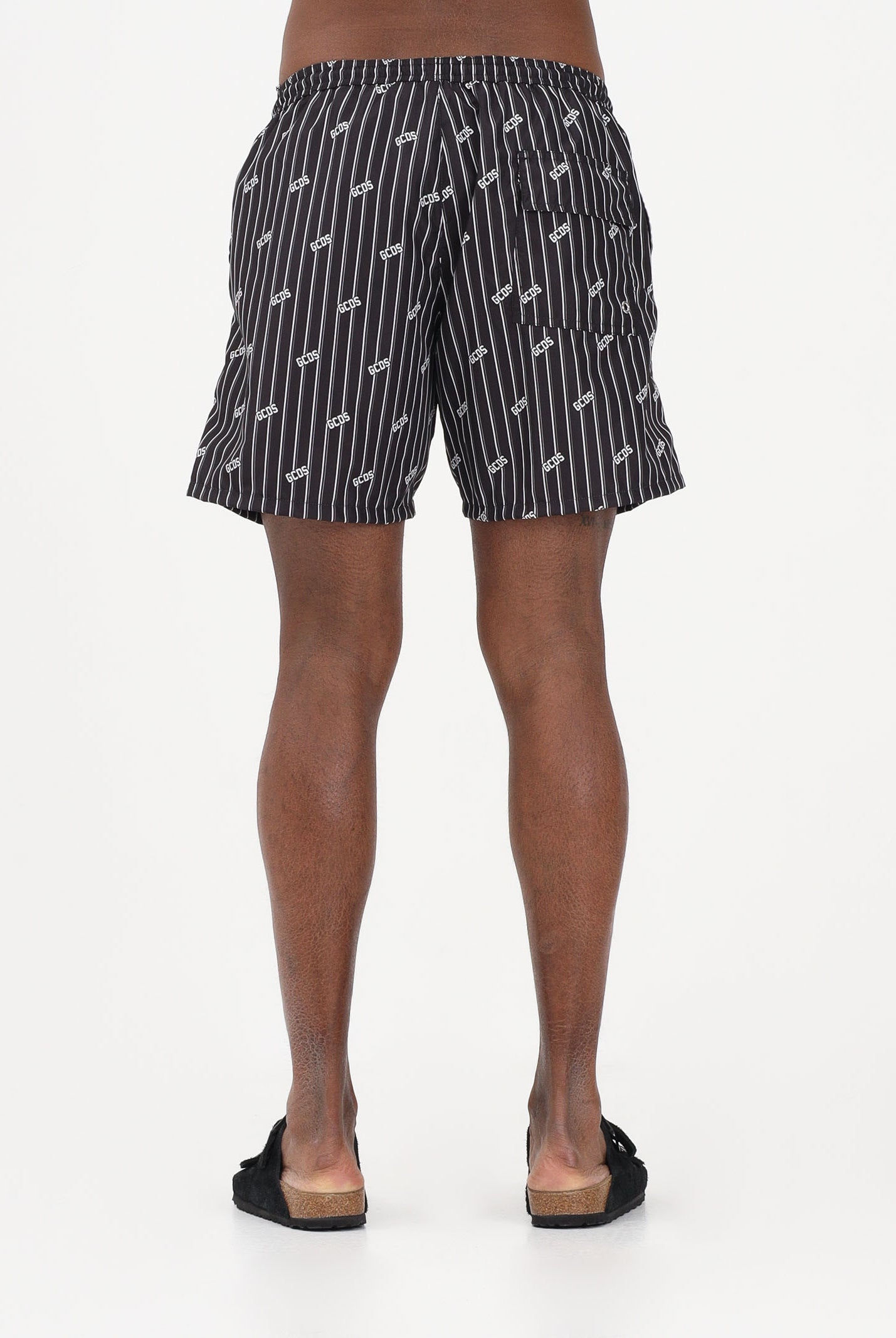 GCDS Shorts mare nero da uomo con stampa rigata e logo all-over C1MWQS252T015 999A GCDS