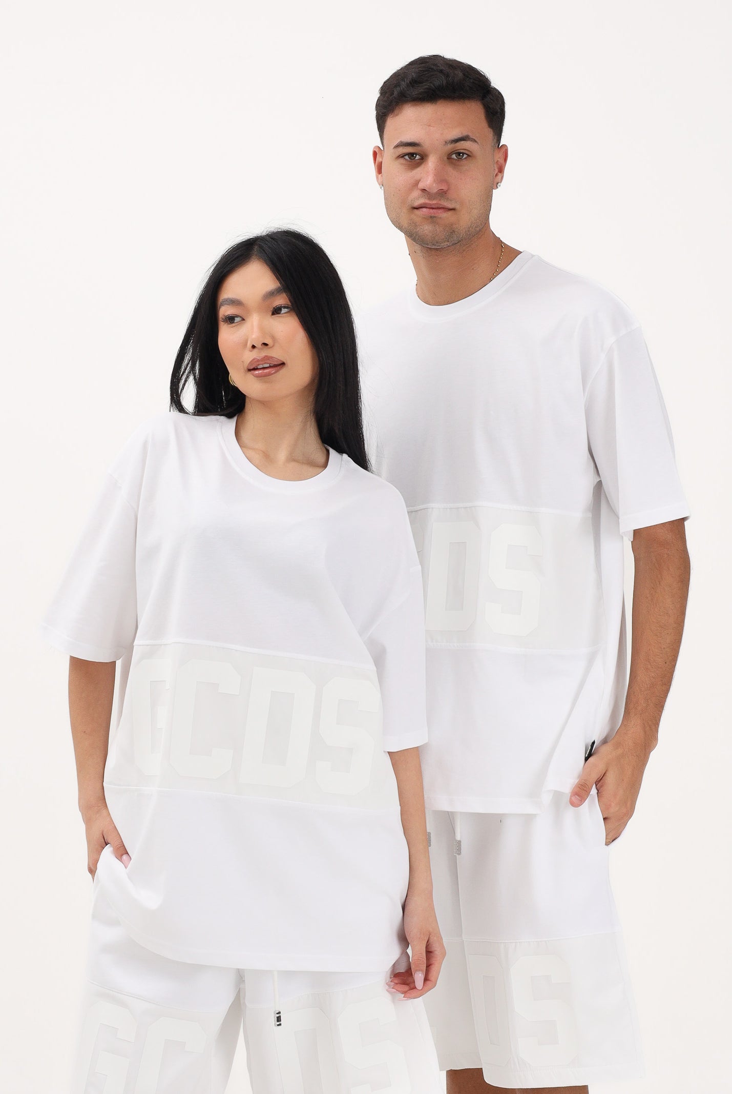 GCDS T-shirt a manica corta bianca per uomo e donna con logo Z0MLQC109J101 100A GCDS