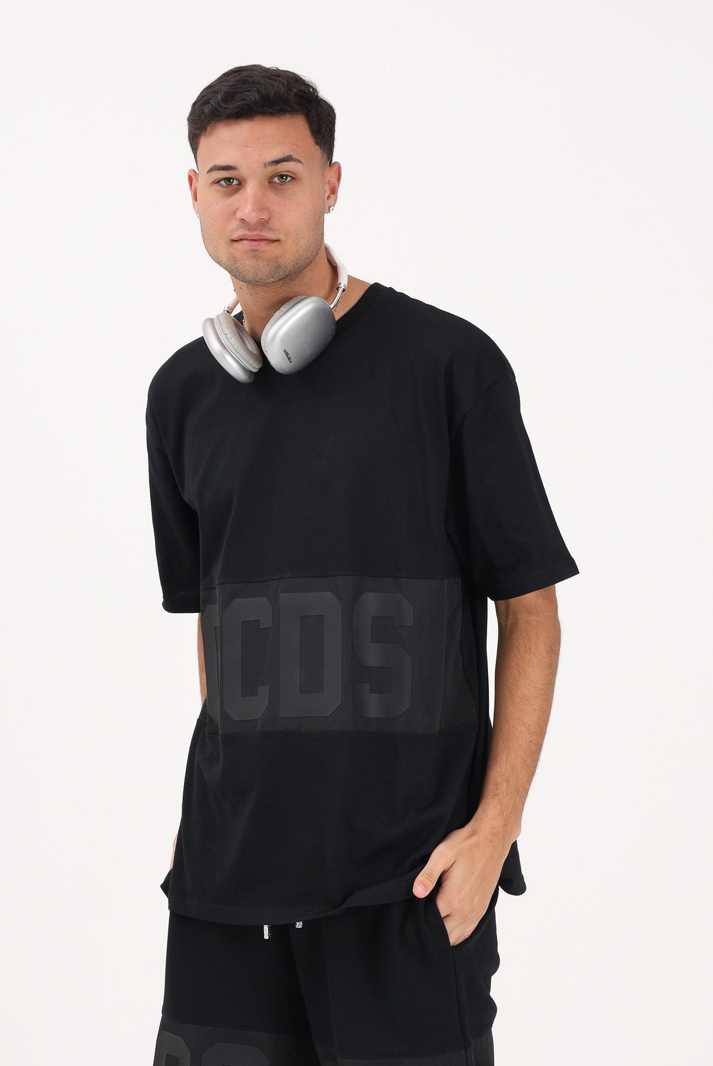 GCDS T-shirt a manica corta nera per uomo e donna con logo Z0MLQC109J101 999B GCDS