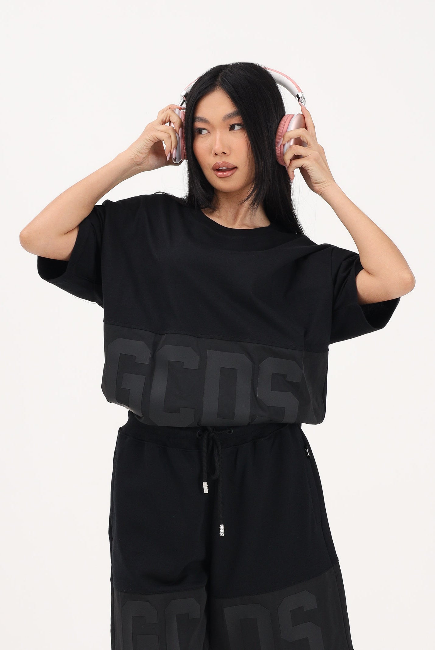 GCDS T-shirt a manica corta nera per uomo e donna con logo Z0MLQC109J101 999B GCDS