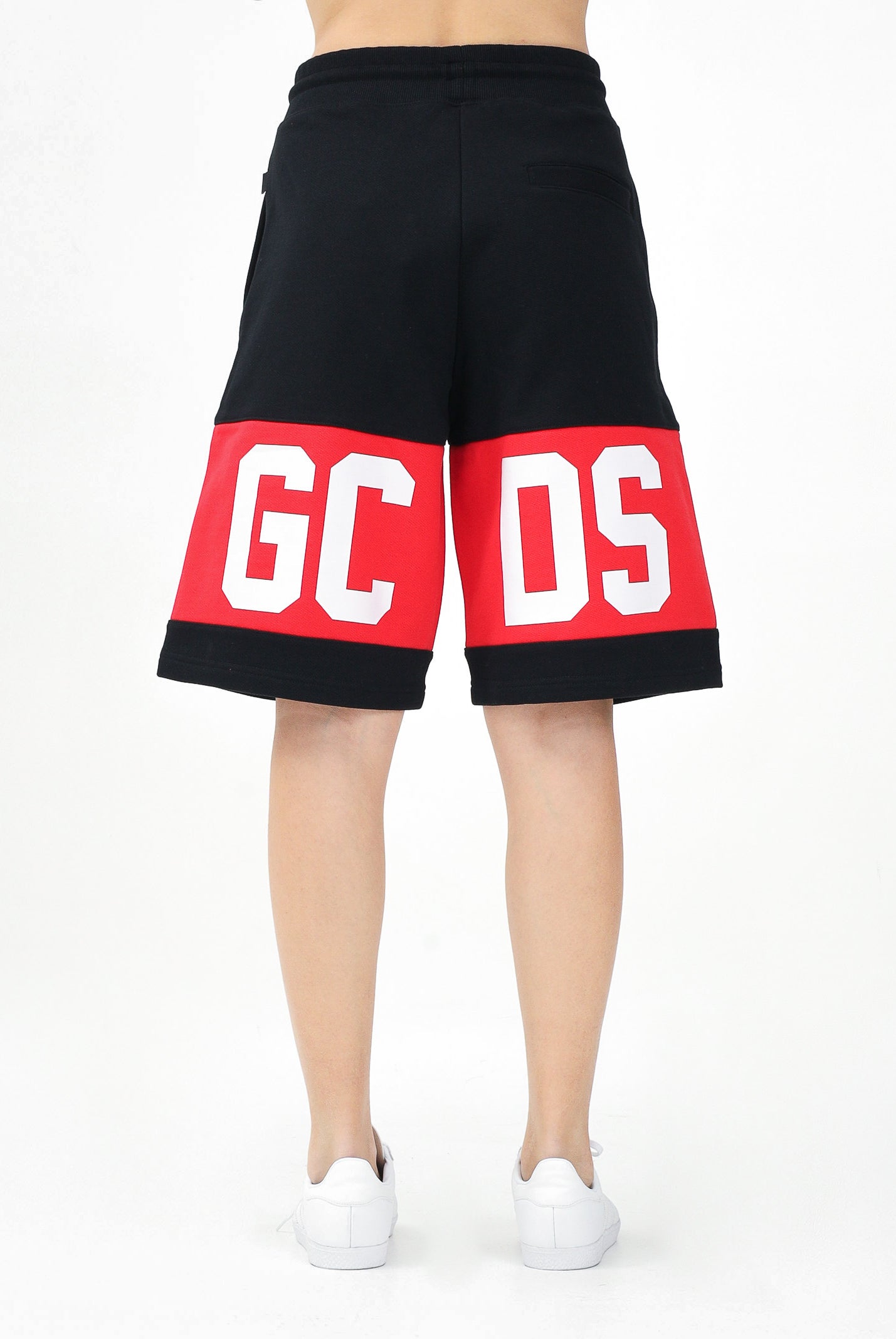 GCDS Shorts sportivo nero per uomo e donna con logo Z0MLQL228F004 999R GCDS