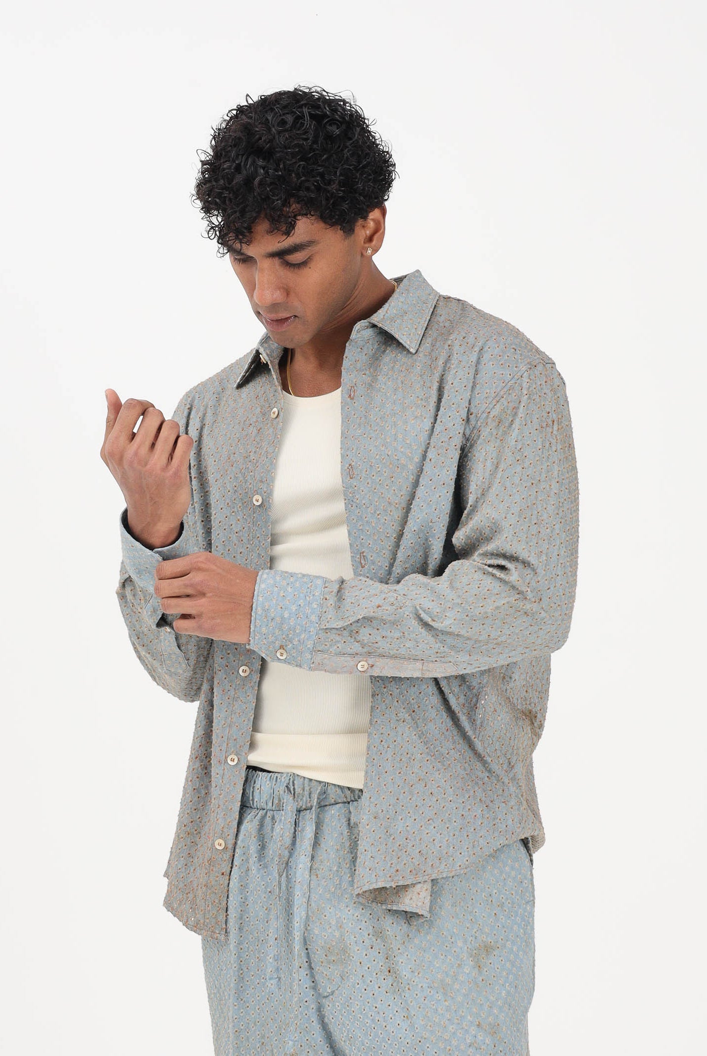 I'M BRIAN Camicia a manica lunga celeste da uomo con micro-lavorazione traforata CA3643 0028 I'M BRIAN