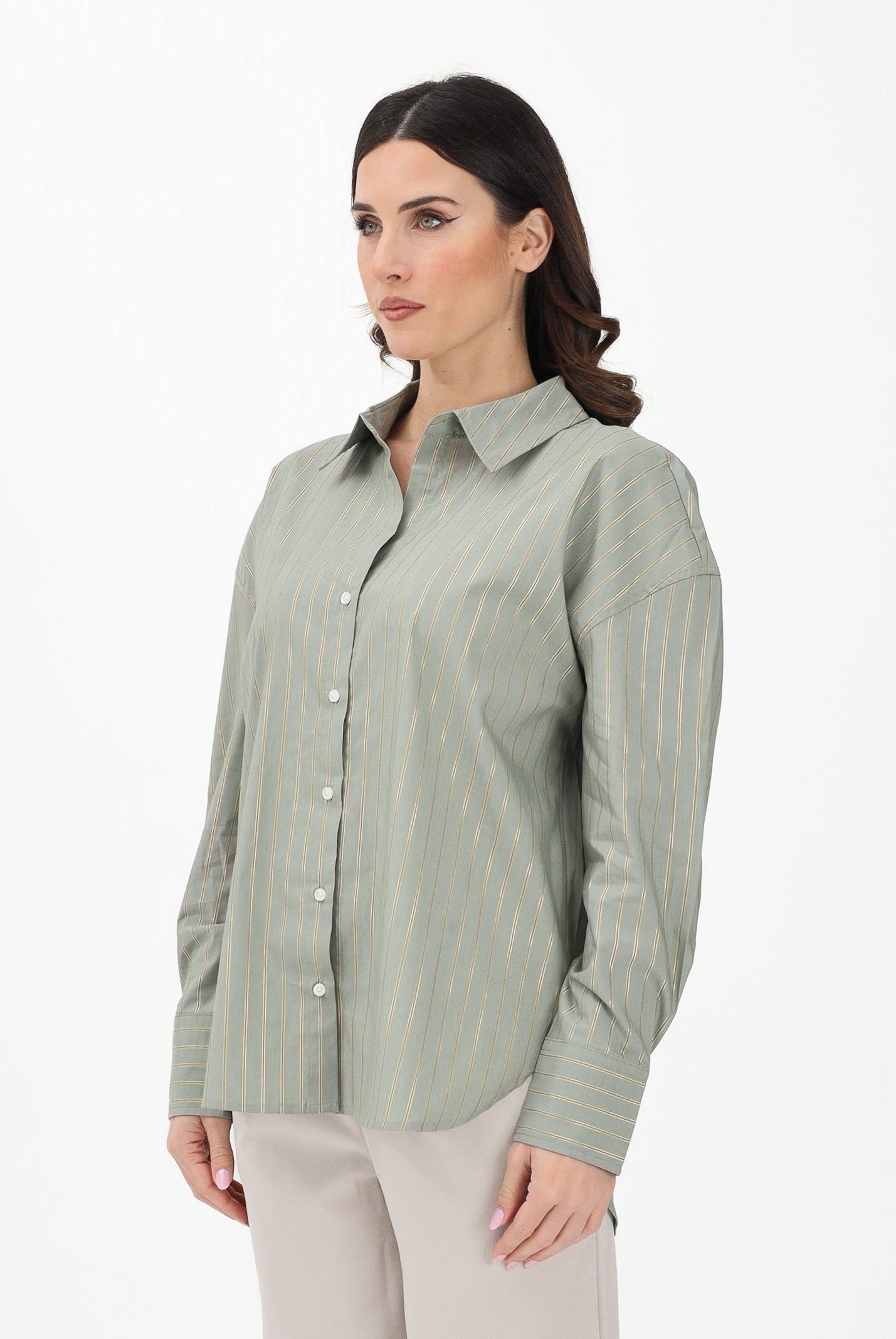 JDY Camicia a manica lunga verde da donna con sottili righe verticali 15359455 SE JDY
