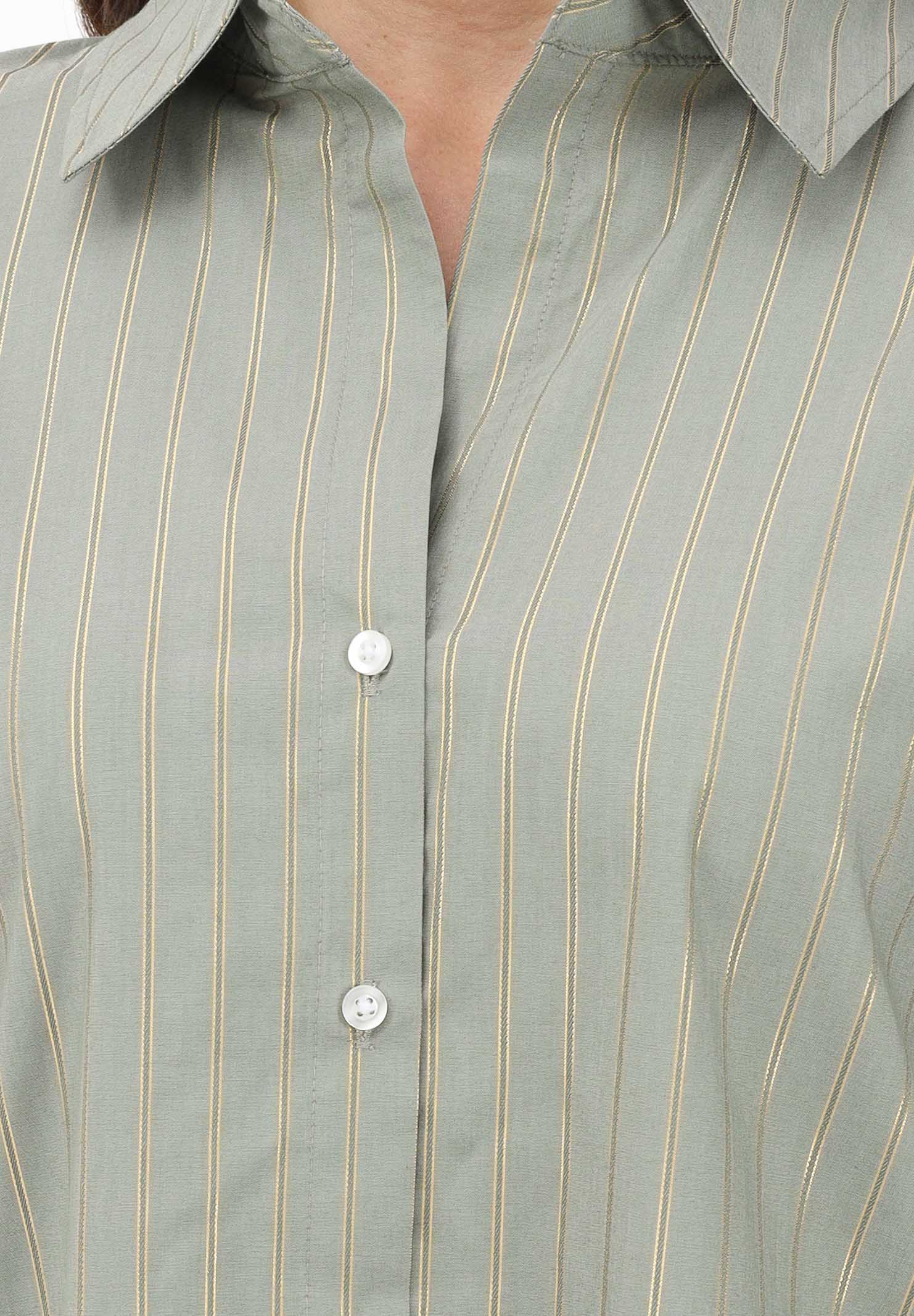 JDY Camicia a manica lunga verde da donna con sottili righe verticali 15359455 SE JDY