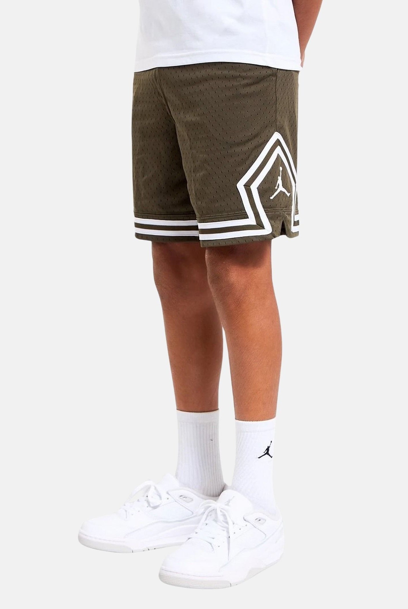 JORDAN Shorts Dri-FIT Diamond verde militare per bambino e bambina 95D313 F84 JORDAN