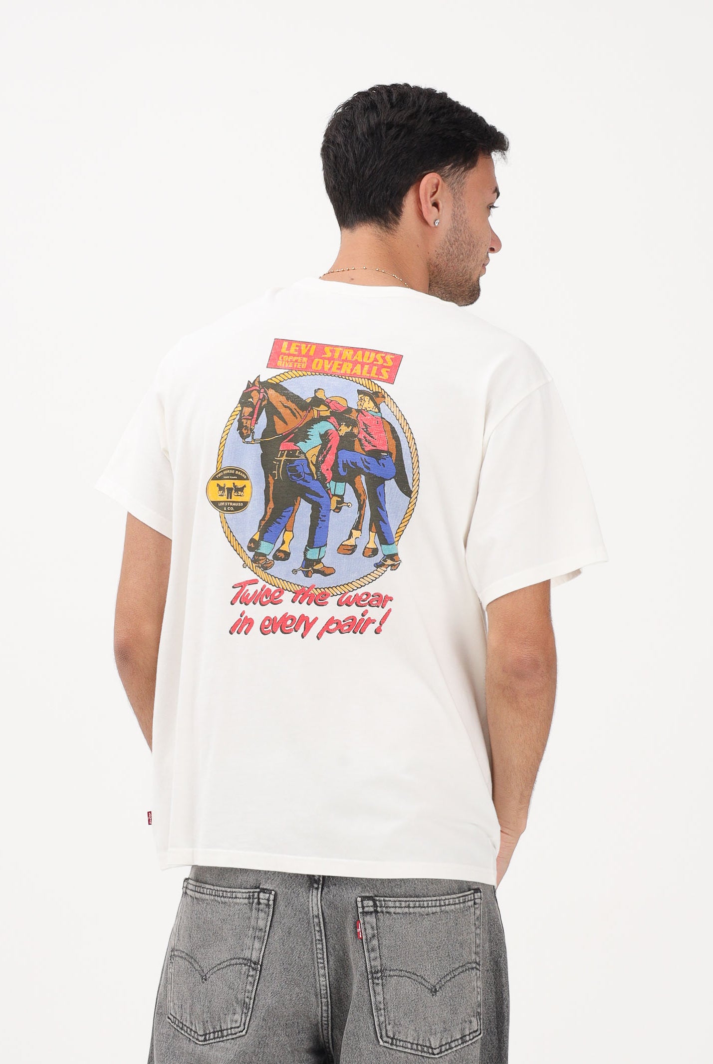 LEVI'S T-shirt a manica corta Levi's Relaxed Fit panna da uomo 16143-2372 . LEVI'S®