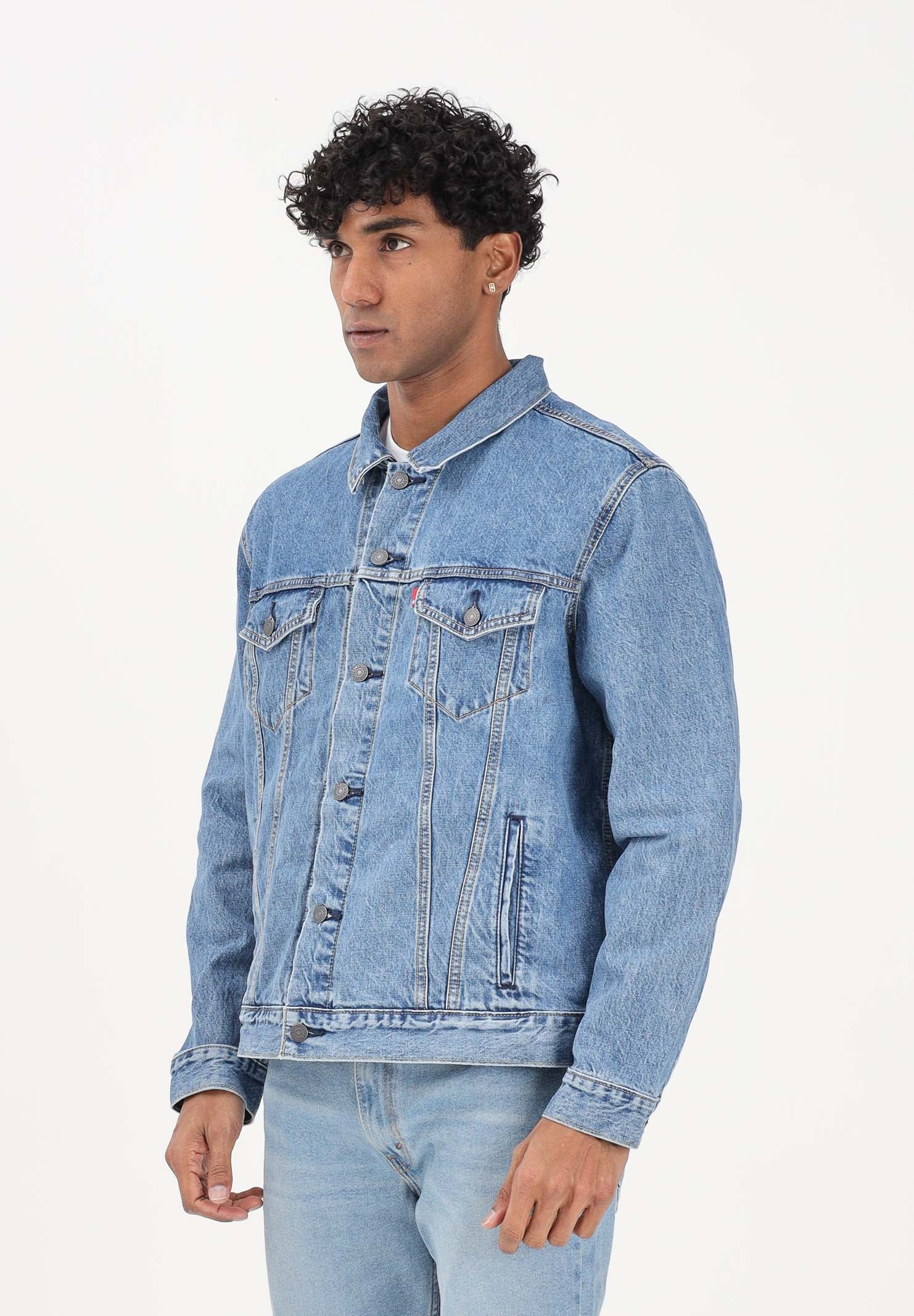 LEVI'S Giubbotto Trucker in denim medio da uomo 72334-0773 . LEVI'S®