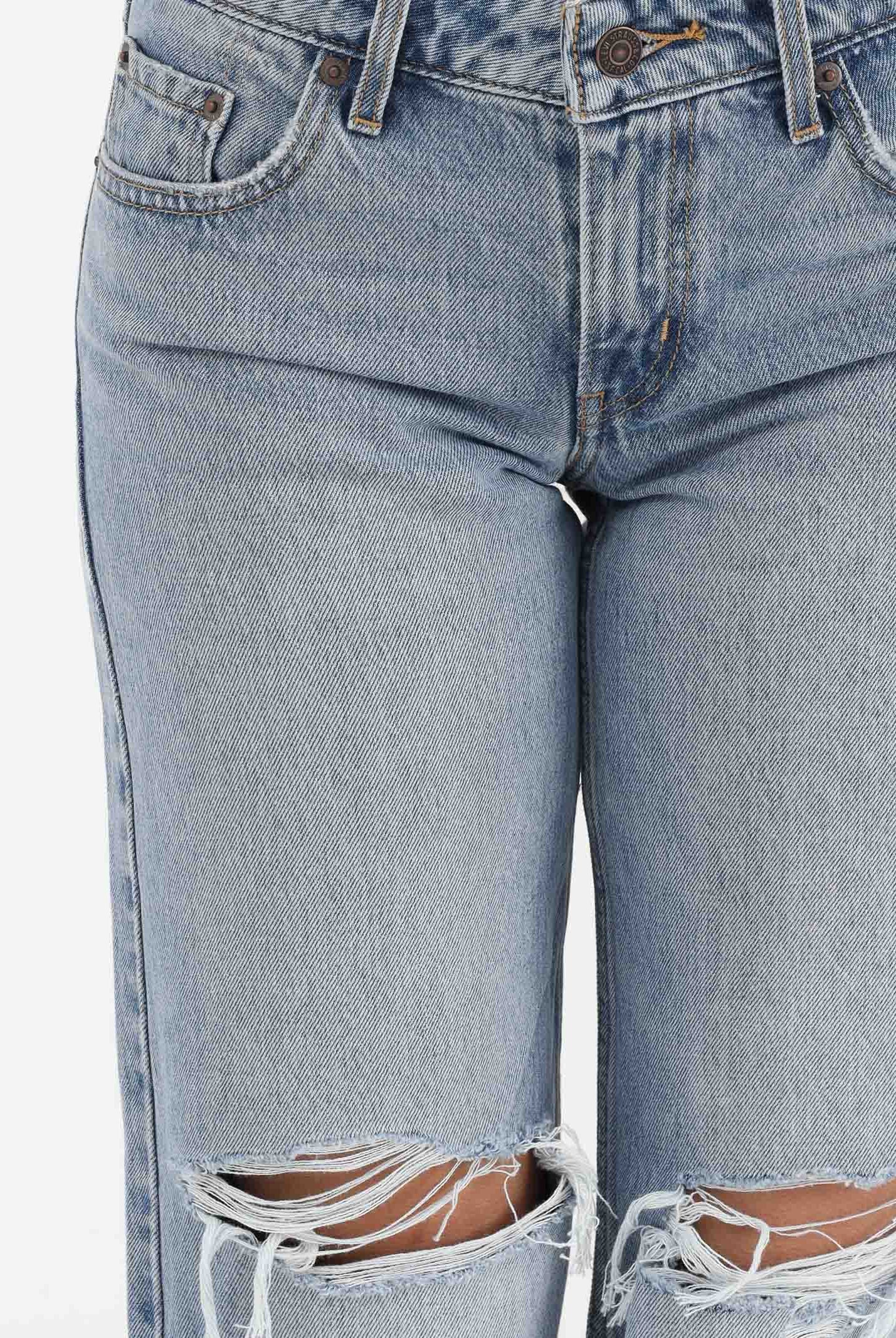 LEVI'S Jeans Low Loose in denim chiaro da donna A5566-0044 . LEVI'S®
