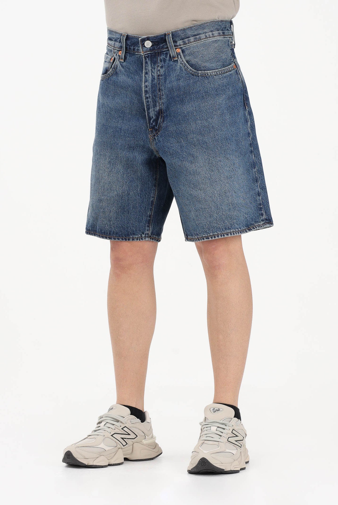 LEVI'S Shorts 468™ Loose in denim medio da uomo A8461-0003 . LEVI'S®