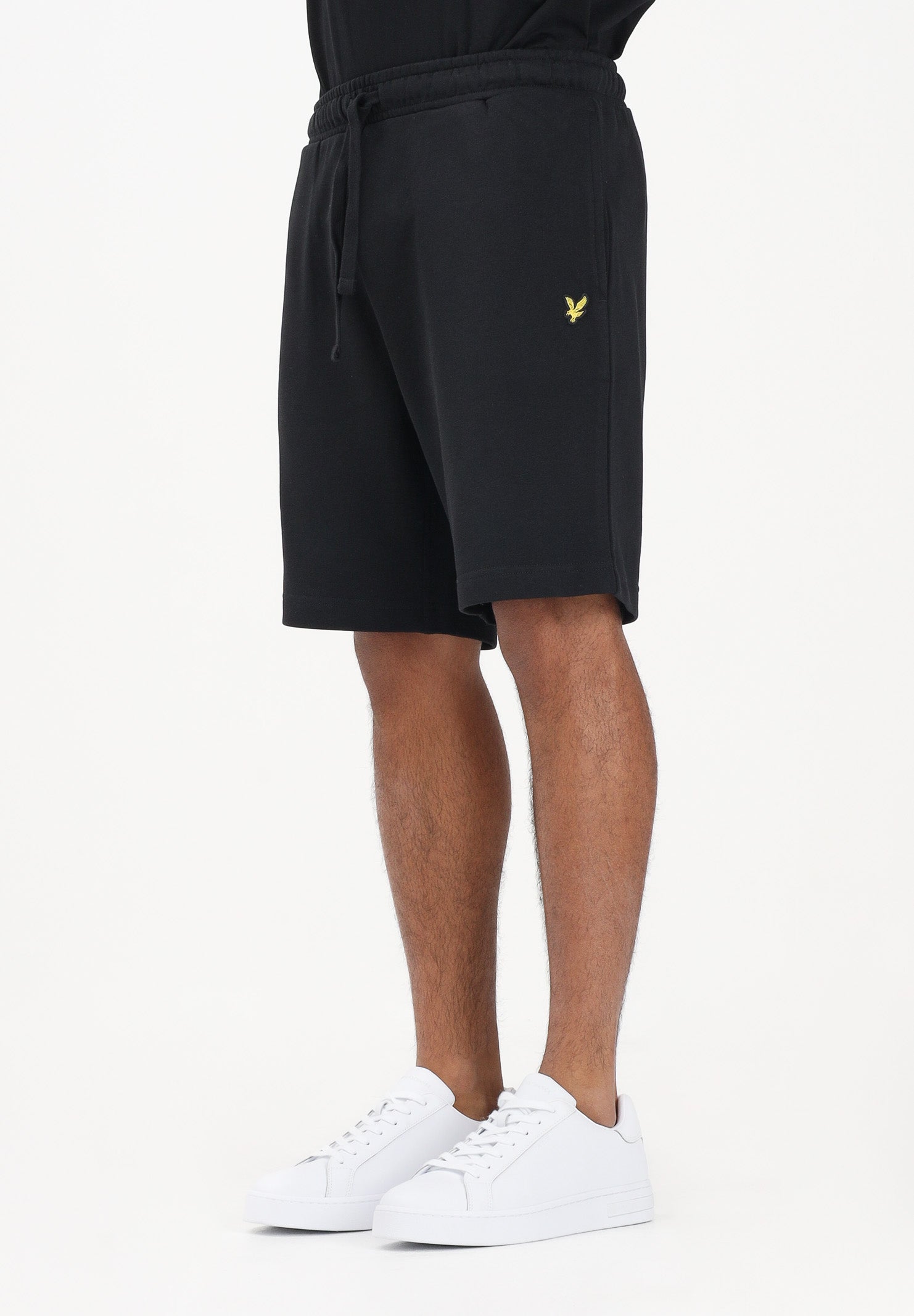LYLE & SCOTT Shorts sportivo nero da uomo con patch logo golden eagle ML414VOG Z865 LYLE & SCOTT