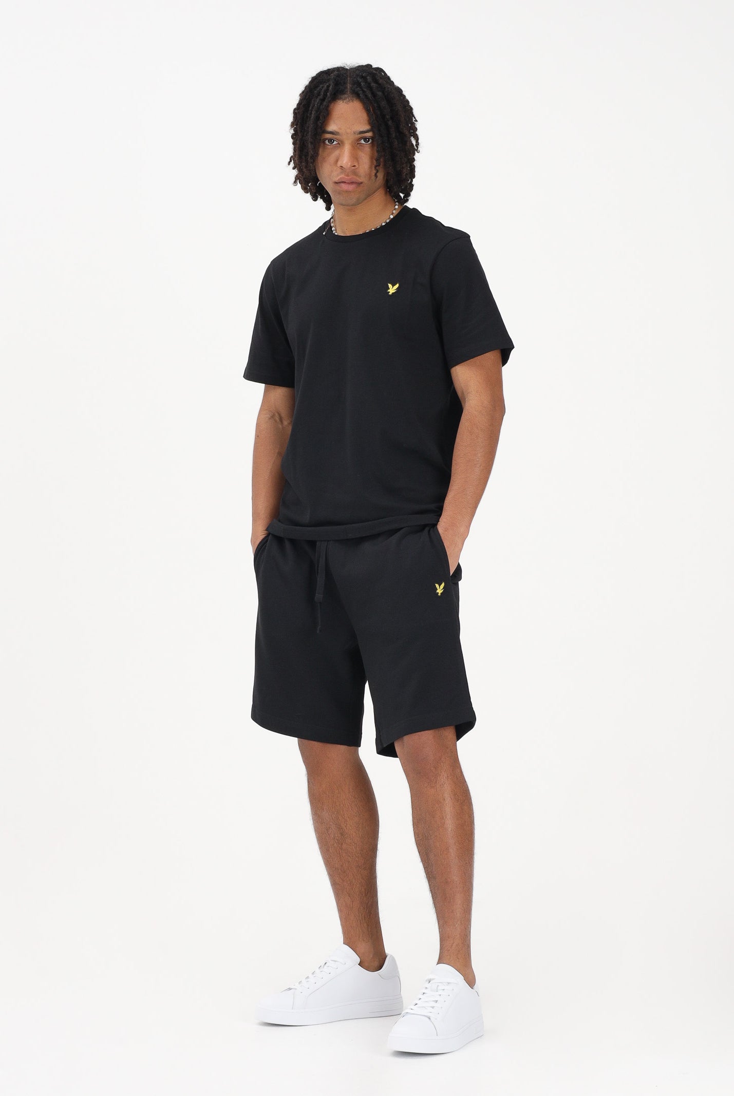 LYLE & SCOTT Shorts sportivo nero da uomo con patch logo golden eagle ML414VOG Z865 LYLE & SCOTT