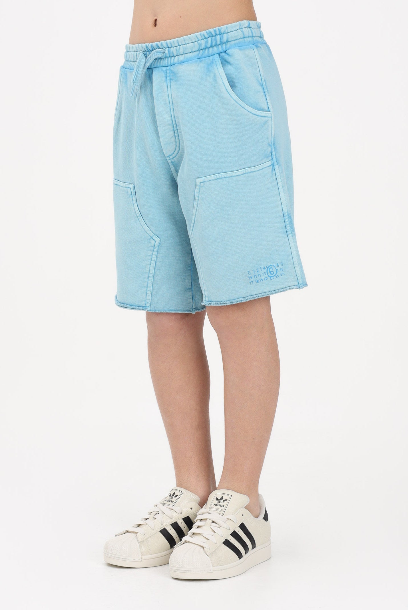MAISON MARGIELA Shorts sportivo azzurro per donna, ragazzi e bambini con logo M60967MM07L M6809 MAISON MARGIELA