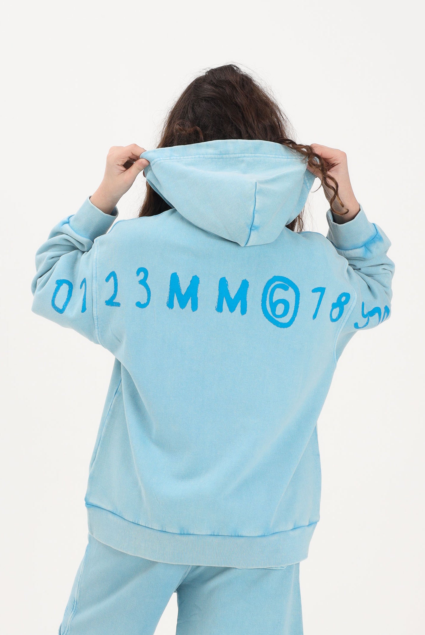 MAISON MARGIELA Felpa con zip azzurra per donna, ragazzi e bambini rifinita da logo M60978MM07L M6809 MAISON MARGIELA