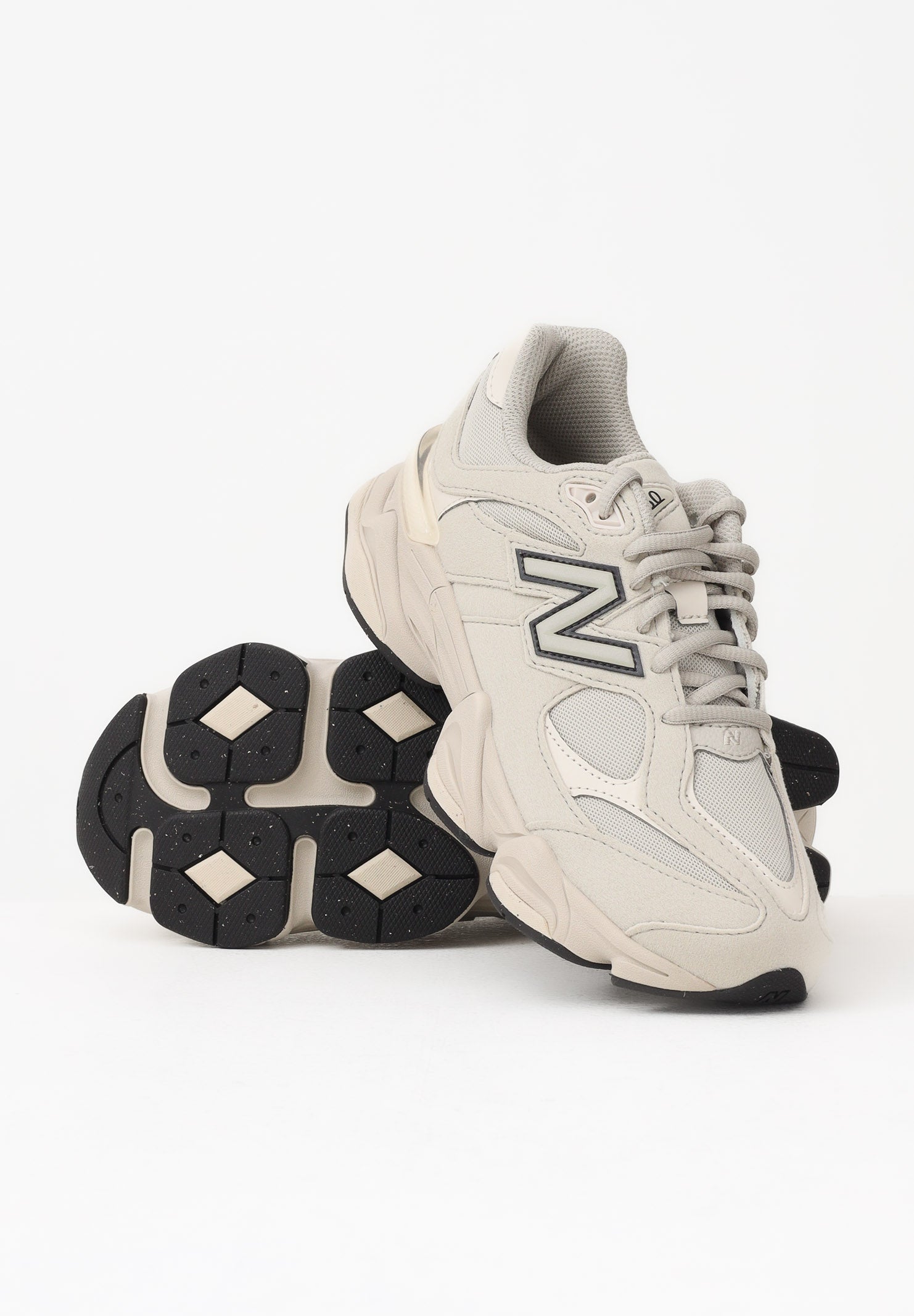 NEW BALANCE Sneakers 9060 Lace beige per uomo e donna G90607GY . NEW BALANCE