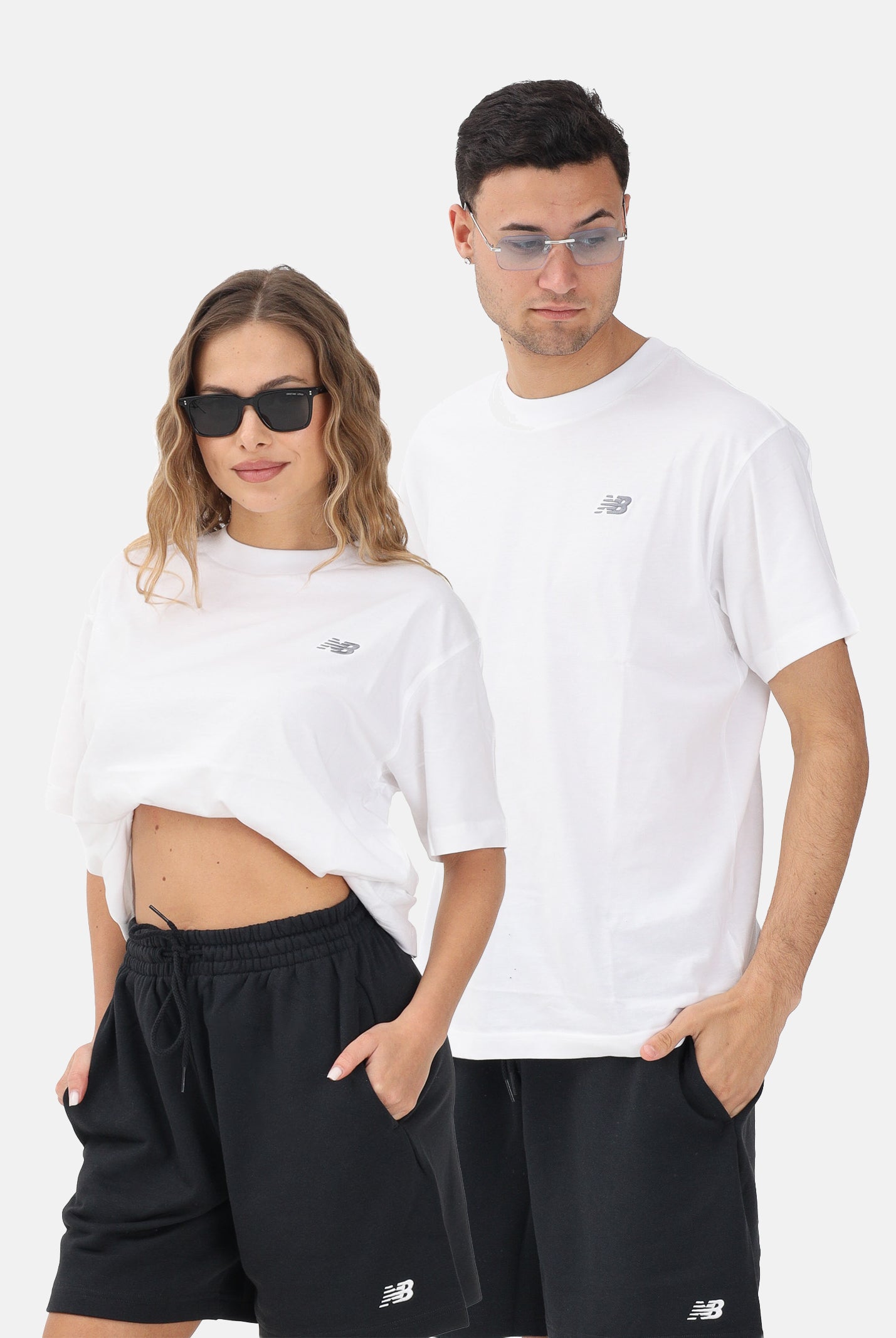 NEW BALANCE T-shirt a manica corta Sport Essentials bianca per uomo e donna MT41509WT . NEW BALANCE