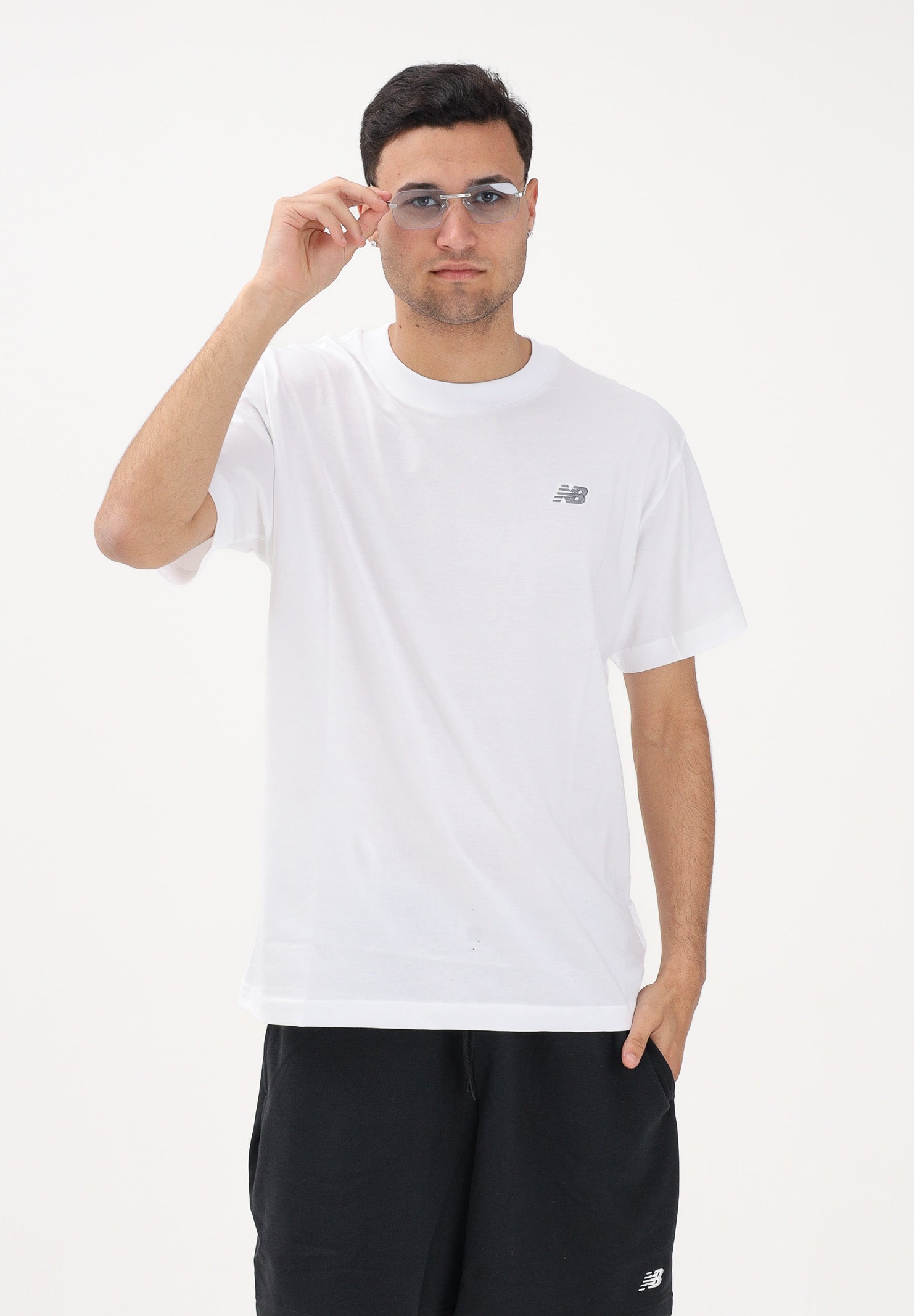 NEW BALANCE T-shirt a manica corta Sport Essentials bianca per uomo e donna MT41509WT . NEW BALANCE